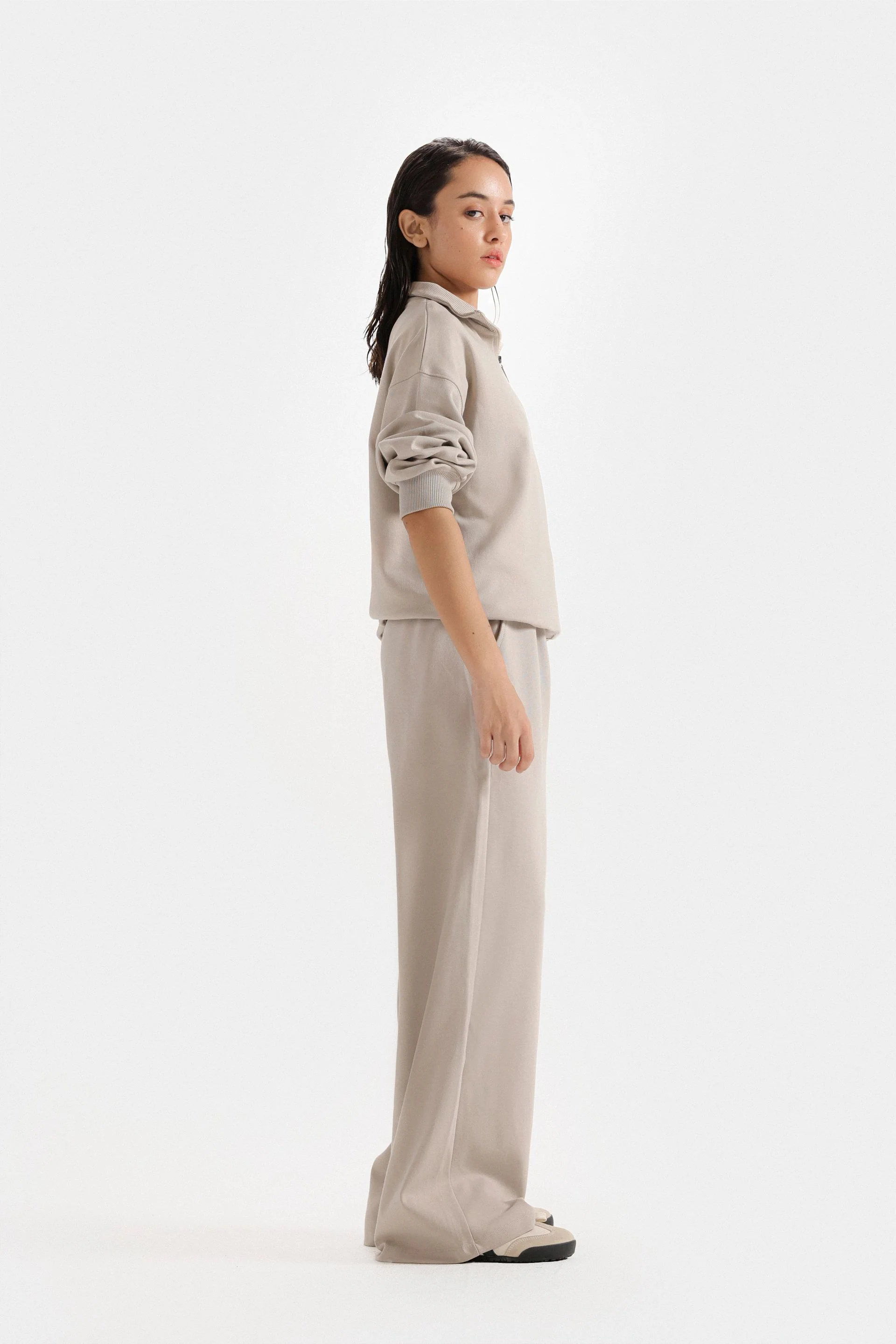 Basic Quarter Zip-Up Sweatshirt - Image 10
