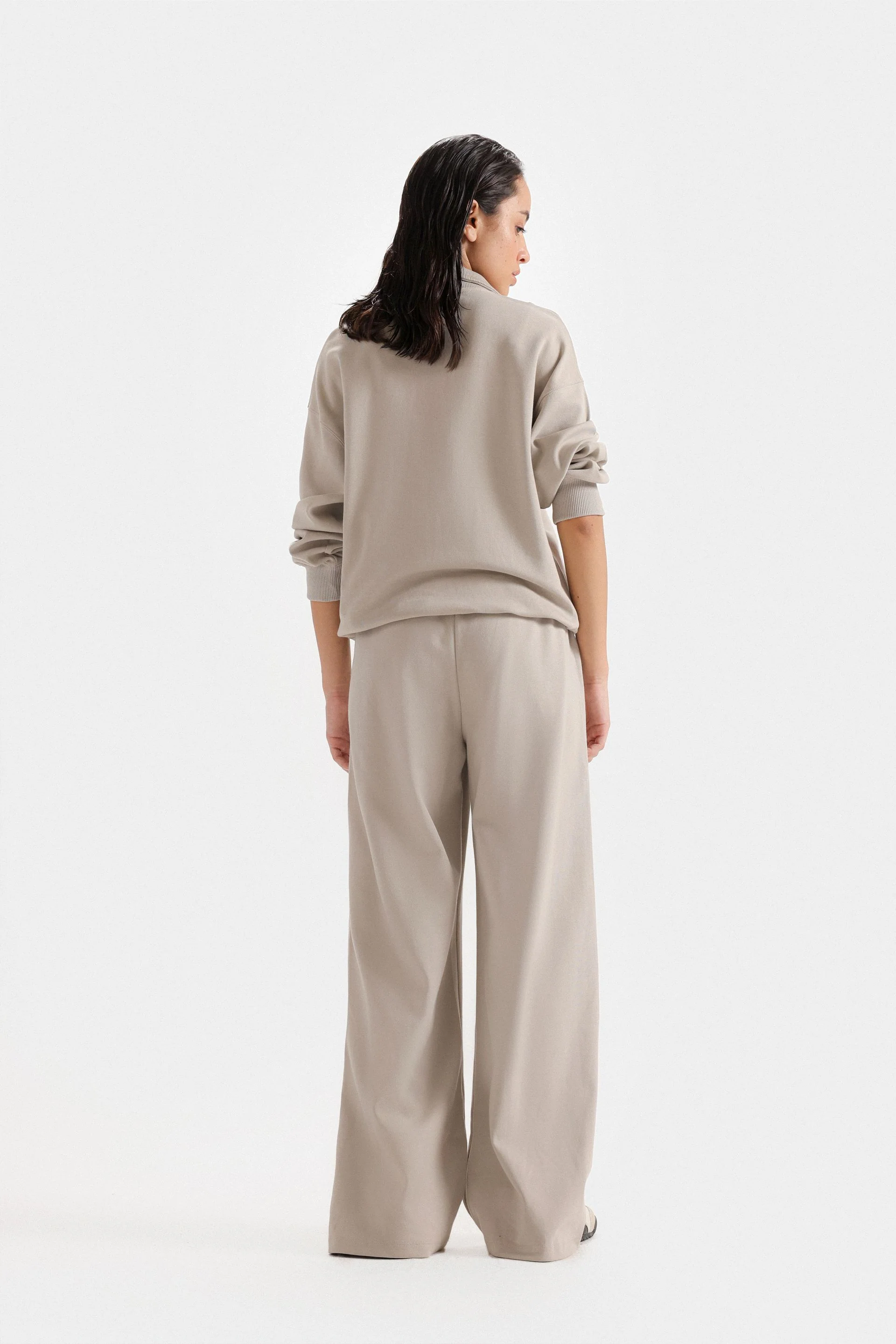 Basic Quarter Zip-Up Sweatshirt - Image 11