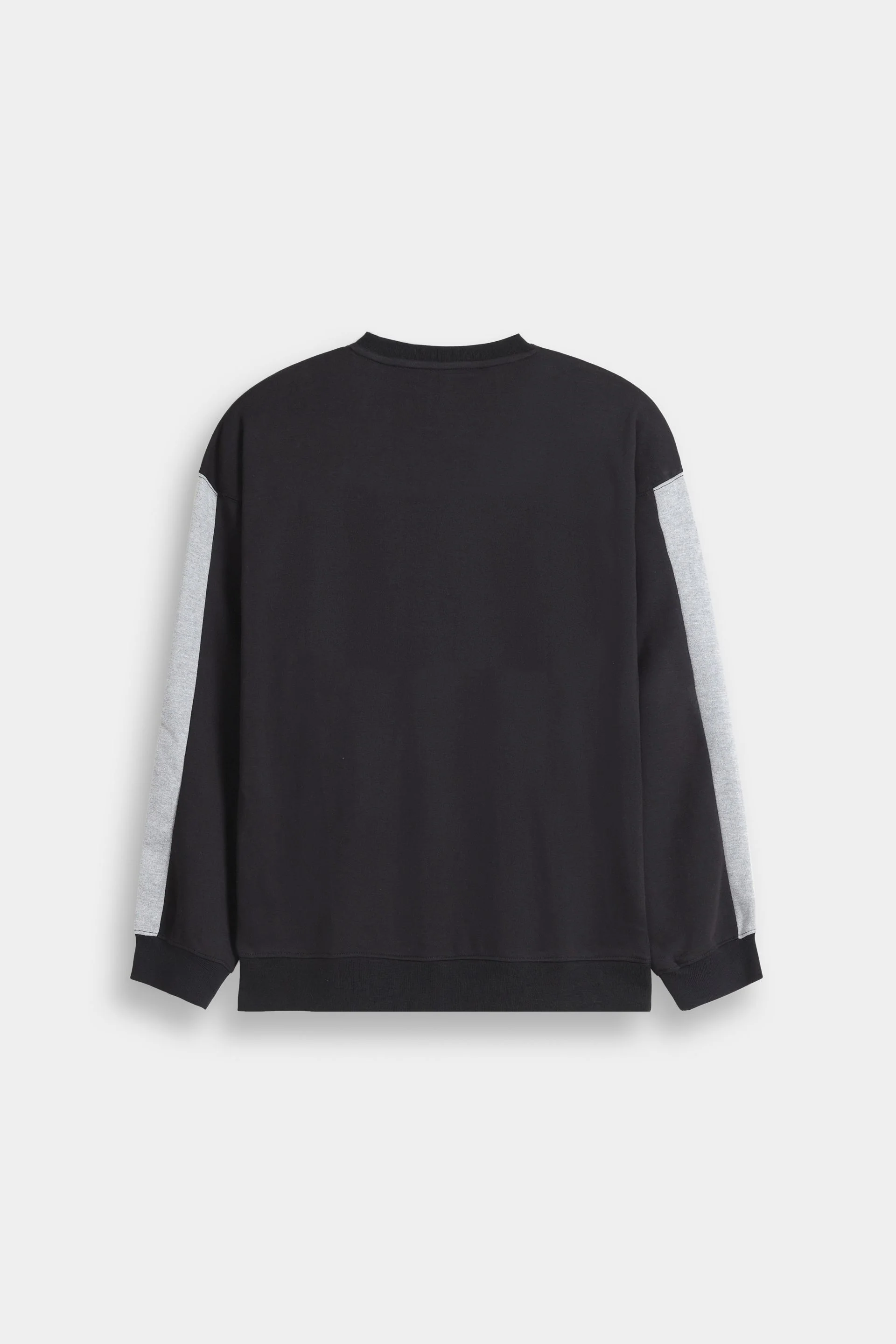 Activewear Graphic T-Shirt - Image 7