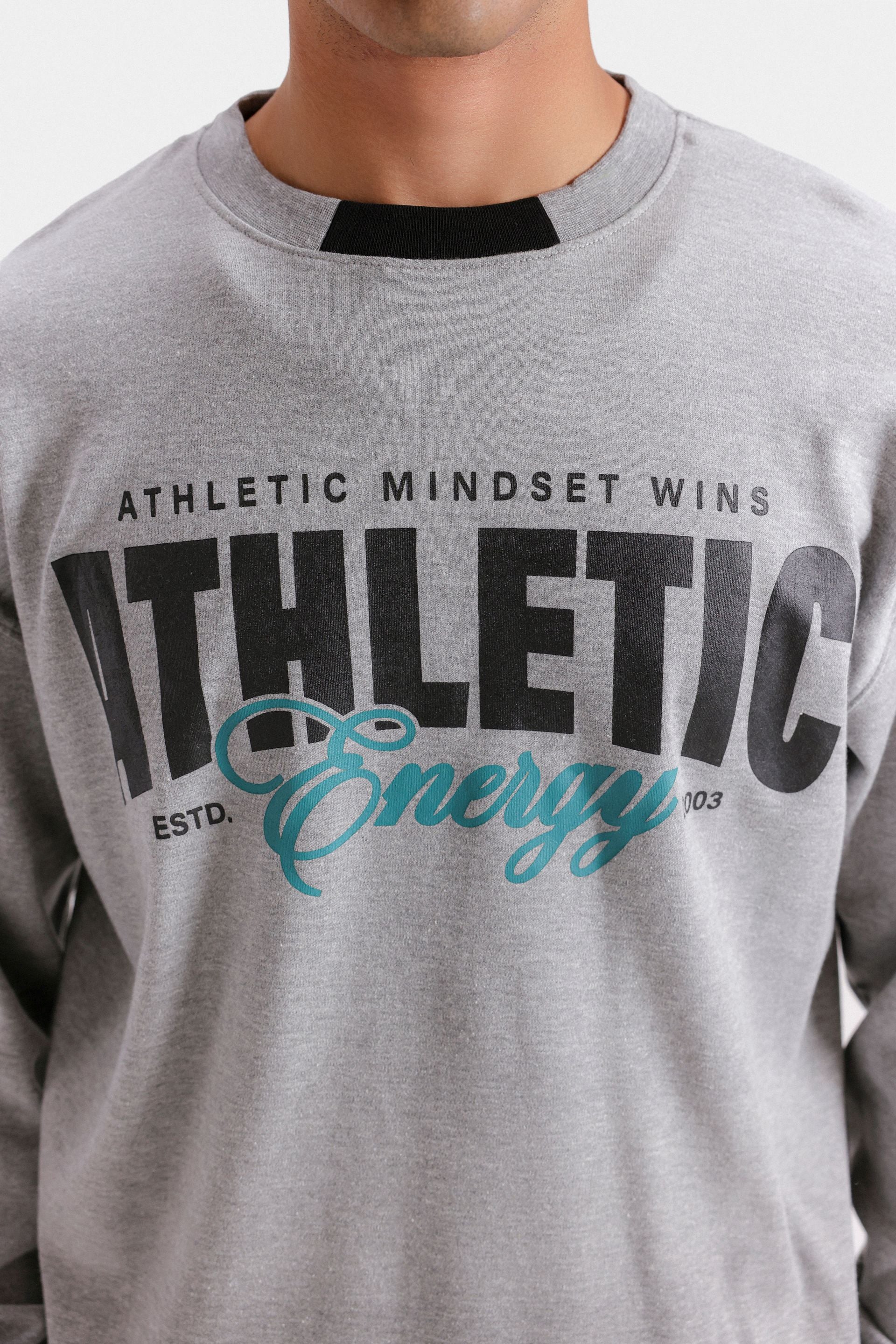 Activewear Graphic T-Shirt - Image 9