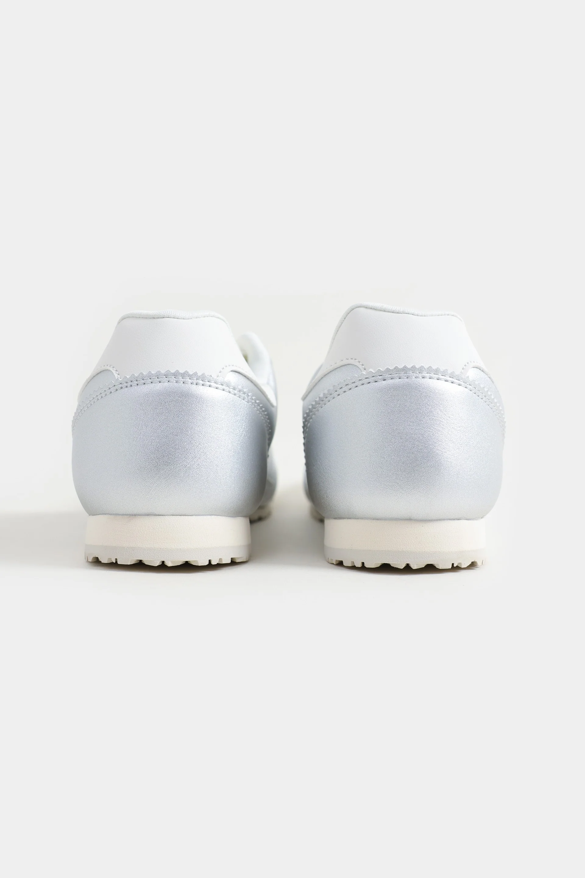 Contrast Lace-up Trainers - Image 8