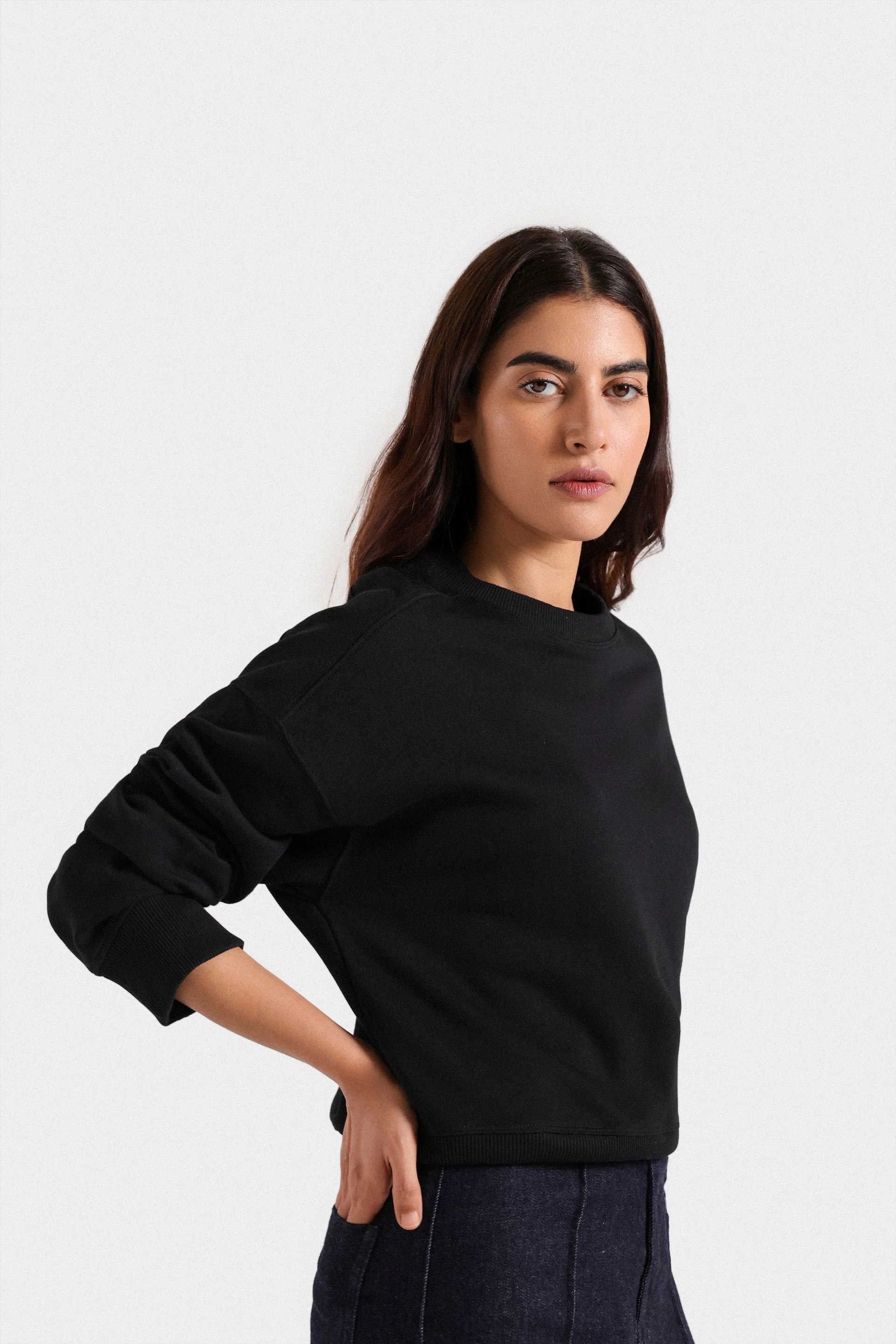 Basic Sweatshirt - Image 9