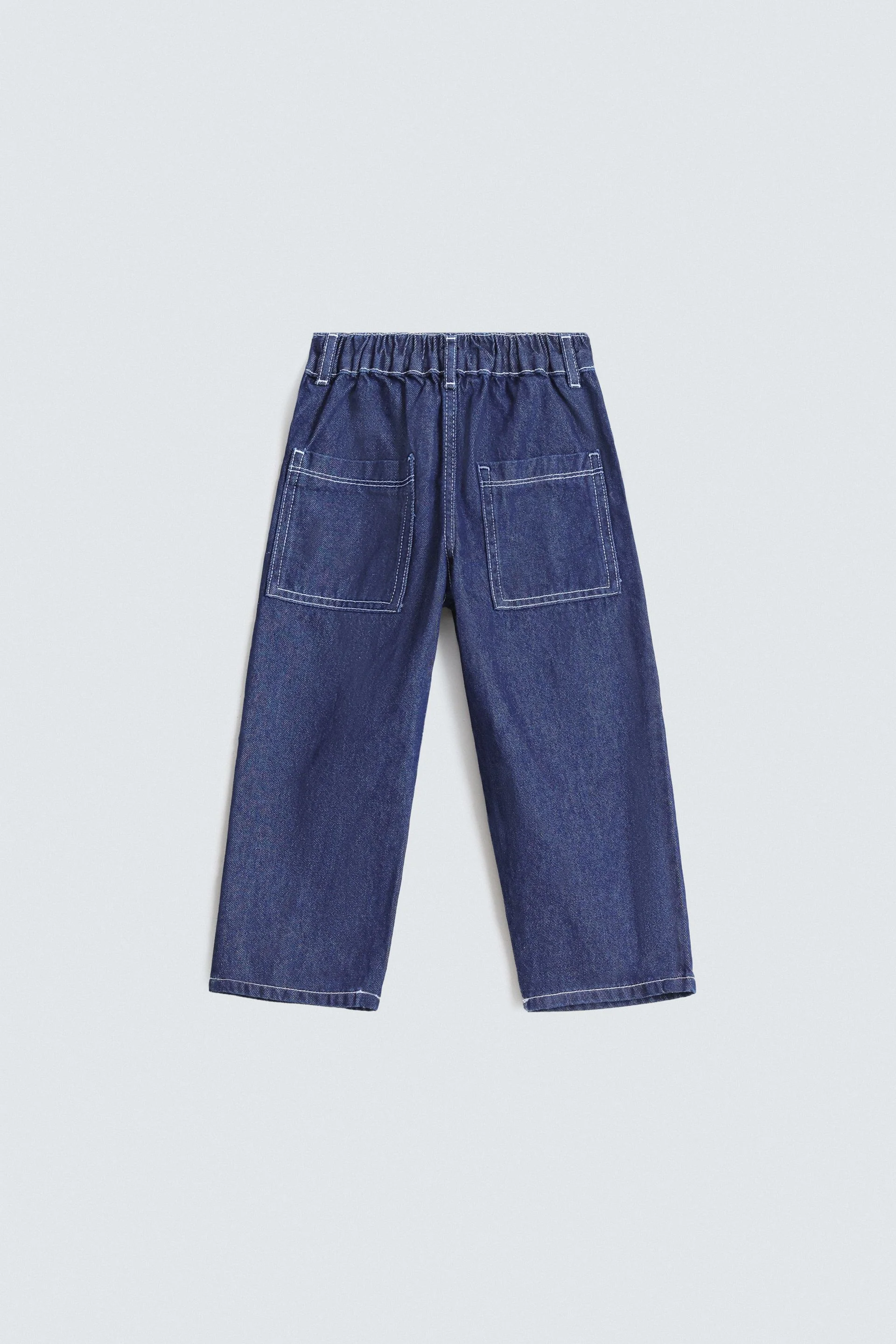Relaxed Fit Jeans With Contrast Stitching - Image 4