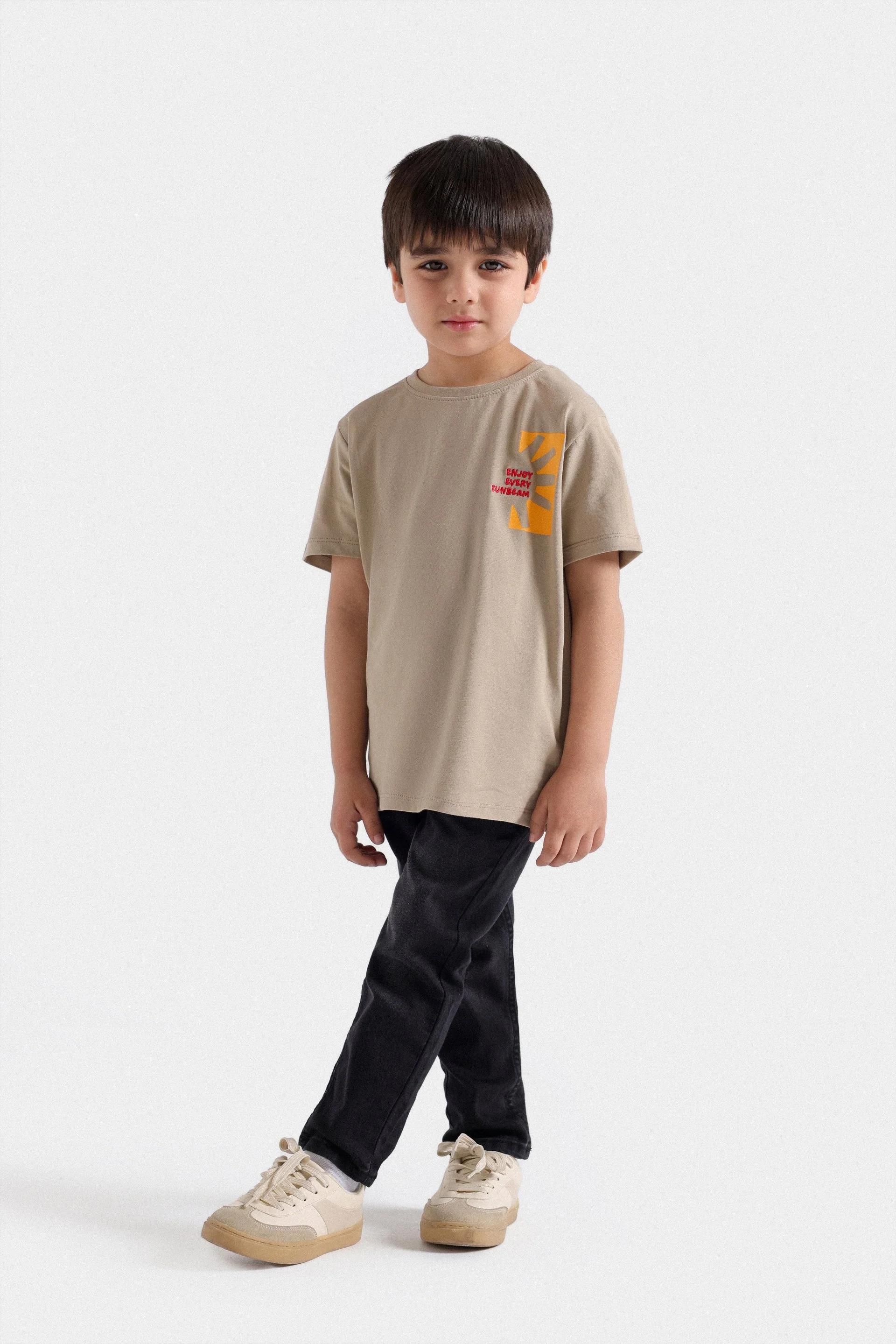 Embroidered Graphic T-Shirt - Image 4