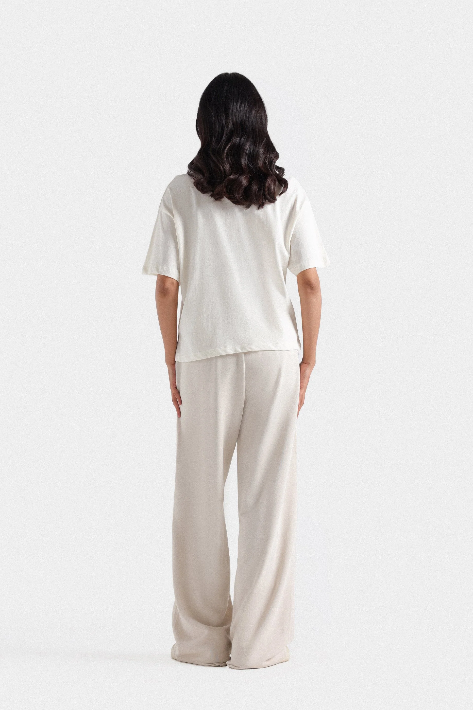 Basic T-Shirt - Image 3