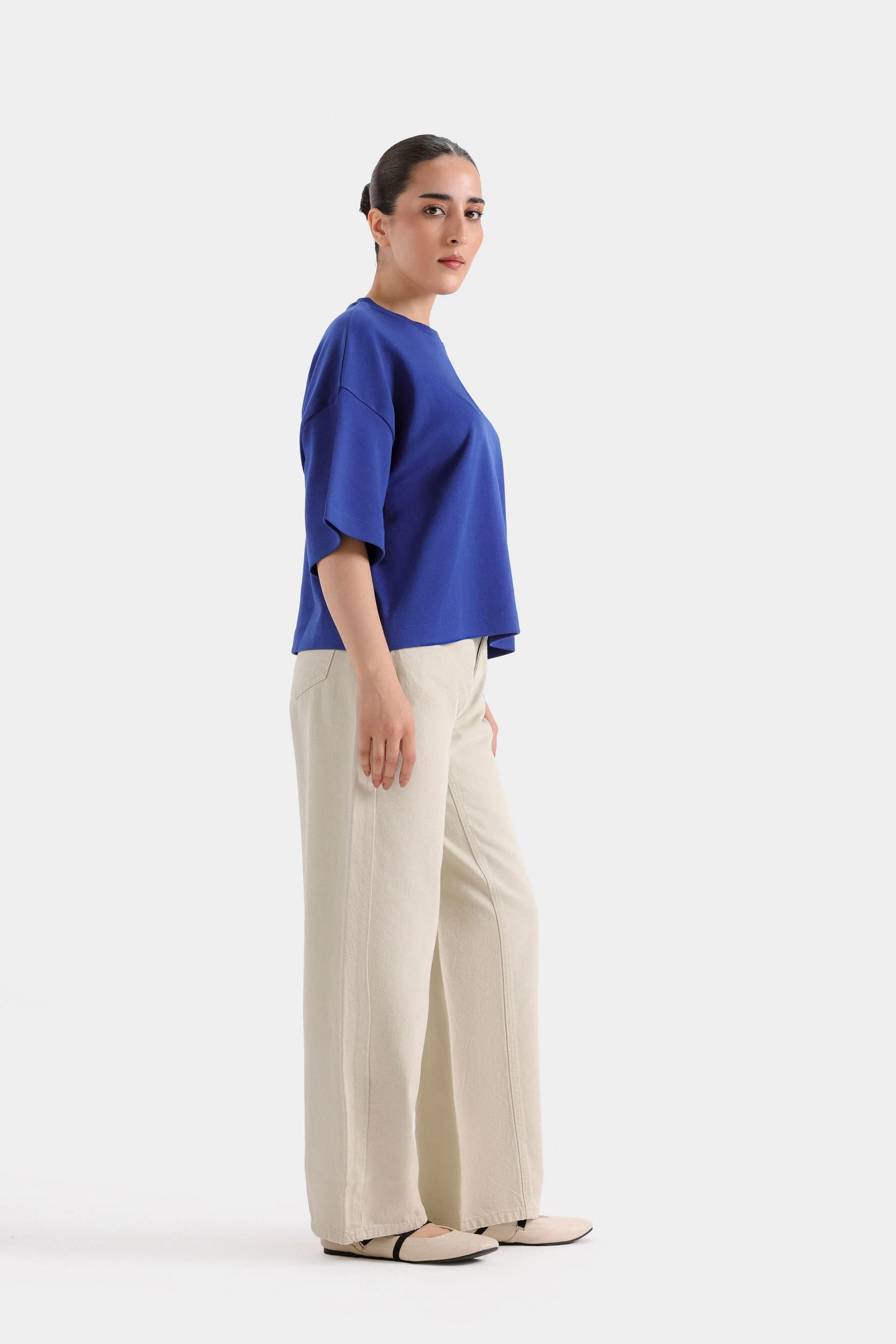 Cropped Basic T-Shirt - Image 10