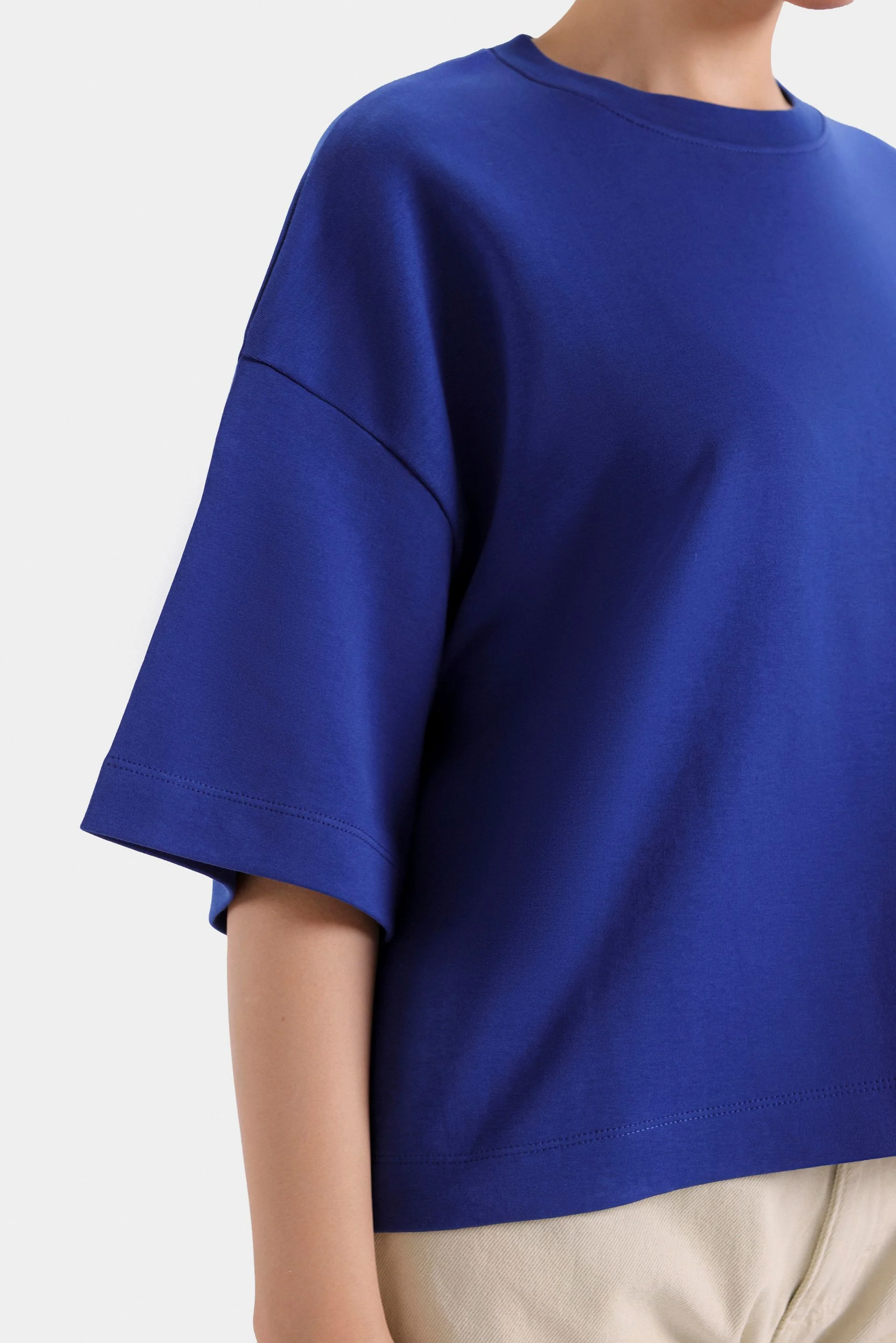 Cropped Basic T-Shirt - Image 9