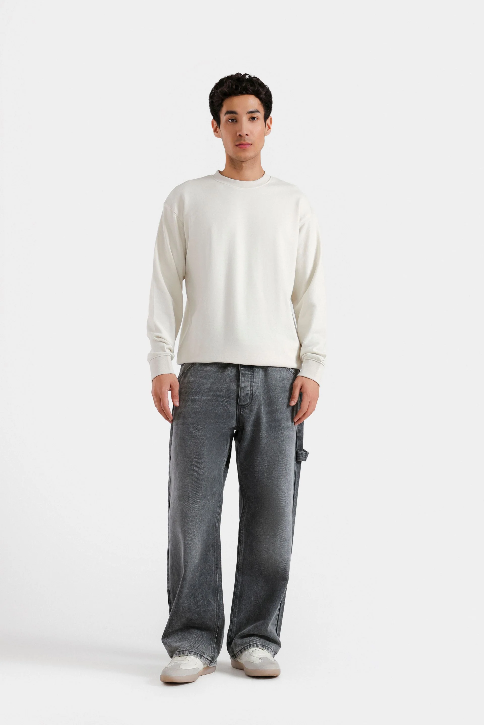 Basic Crew Neck Sweatshirt - Image 15