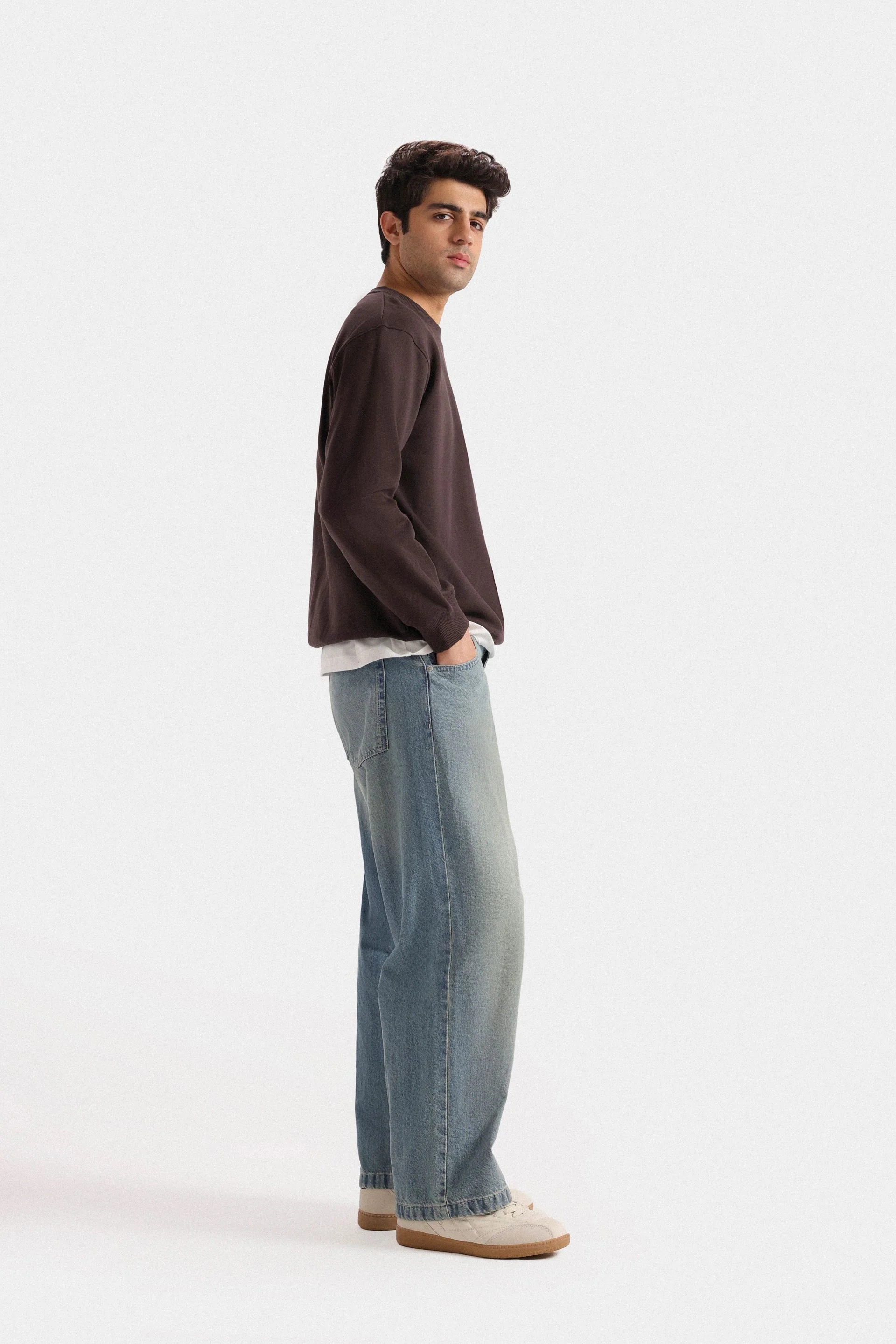 Basic Crew Neck Sweatshirt - Image 17