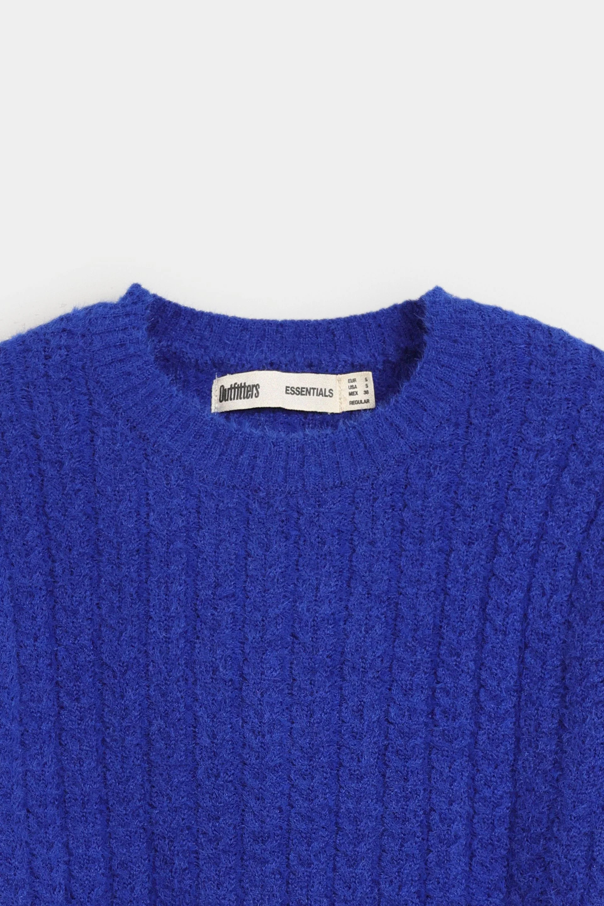 Cropped Cable Knitted Sweater - Image 13