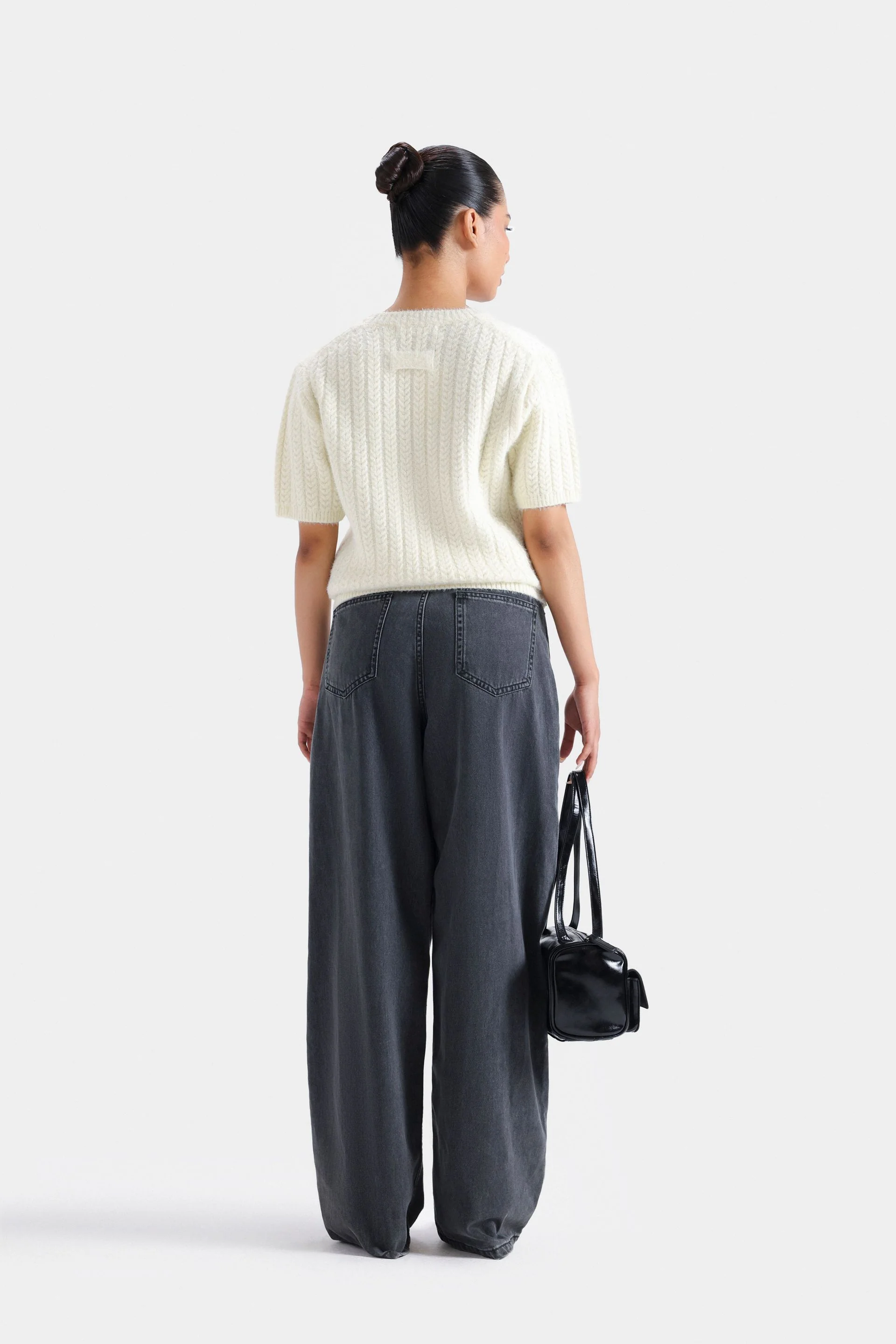 Cropped Cable Knitted Sweater - Image 18