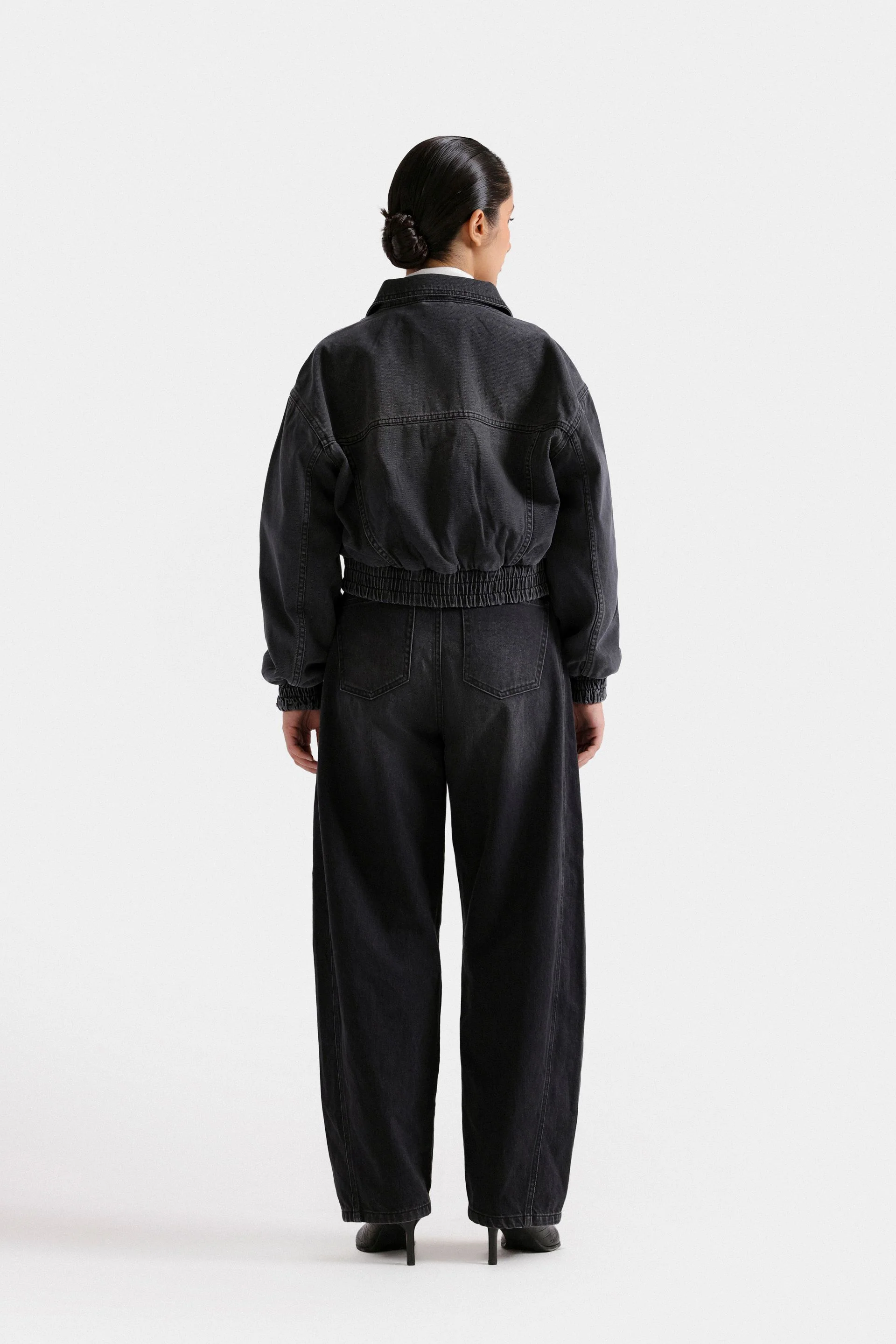 Cropped Denim Trucker - Image 4