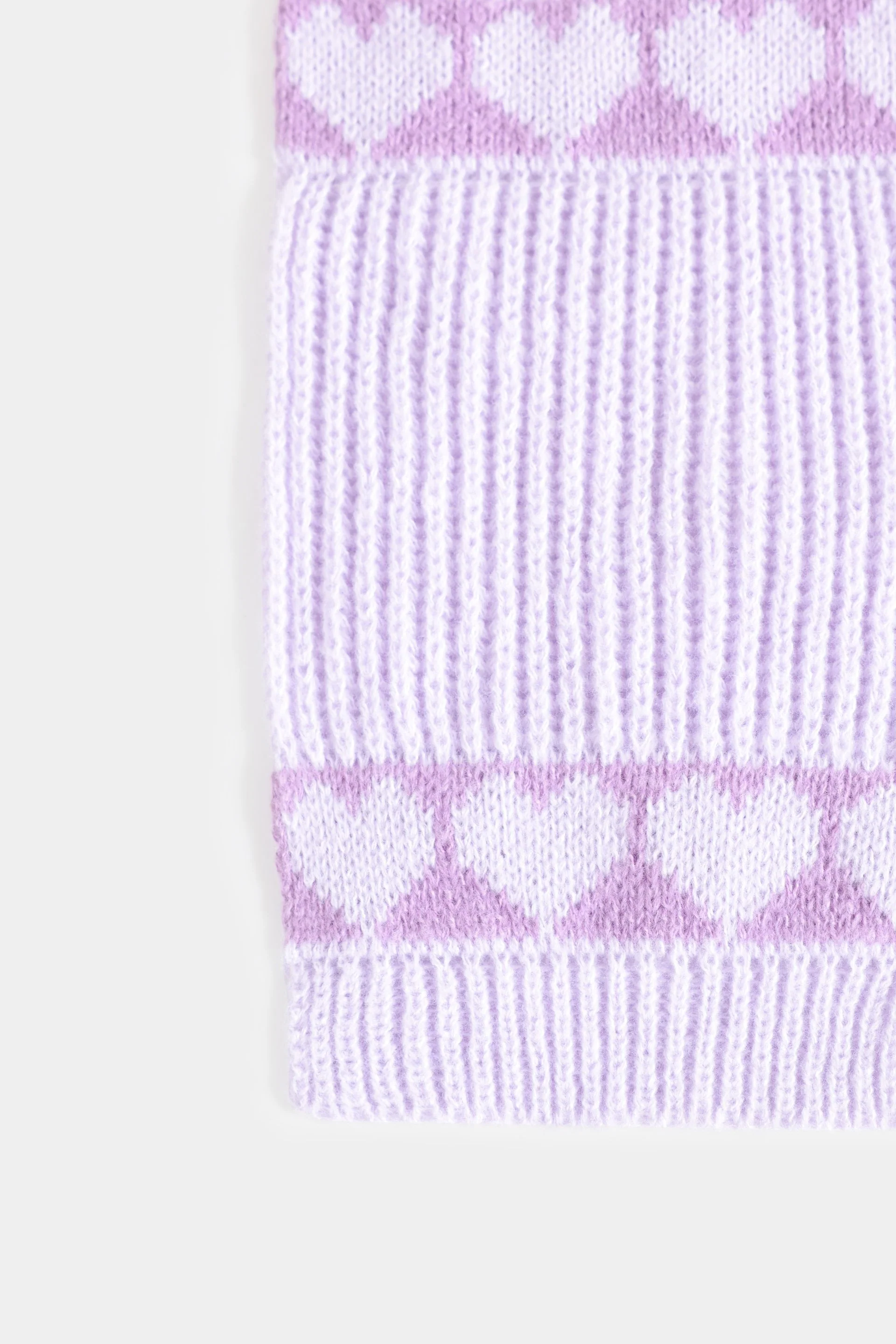 Heart Jacquard Knitted Scarf - Image 2