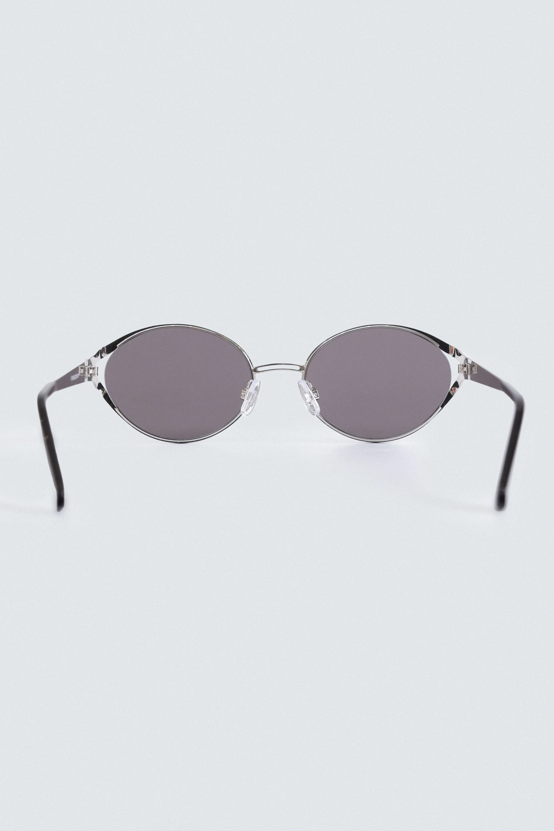 Oval Tinted Sunglasses - Image 4
