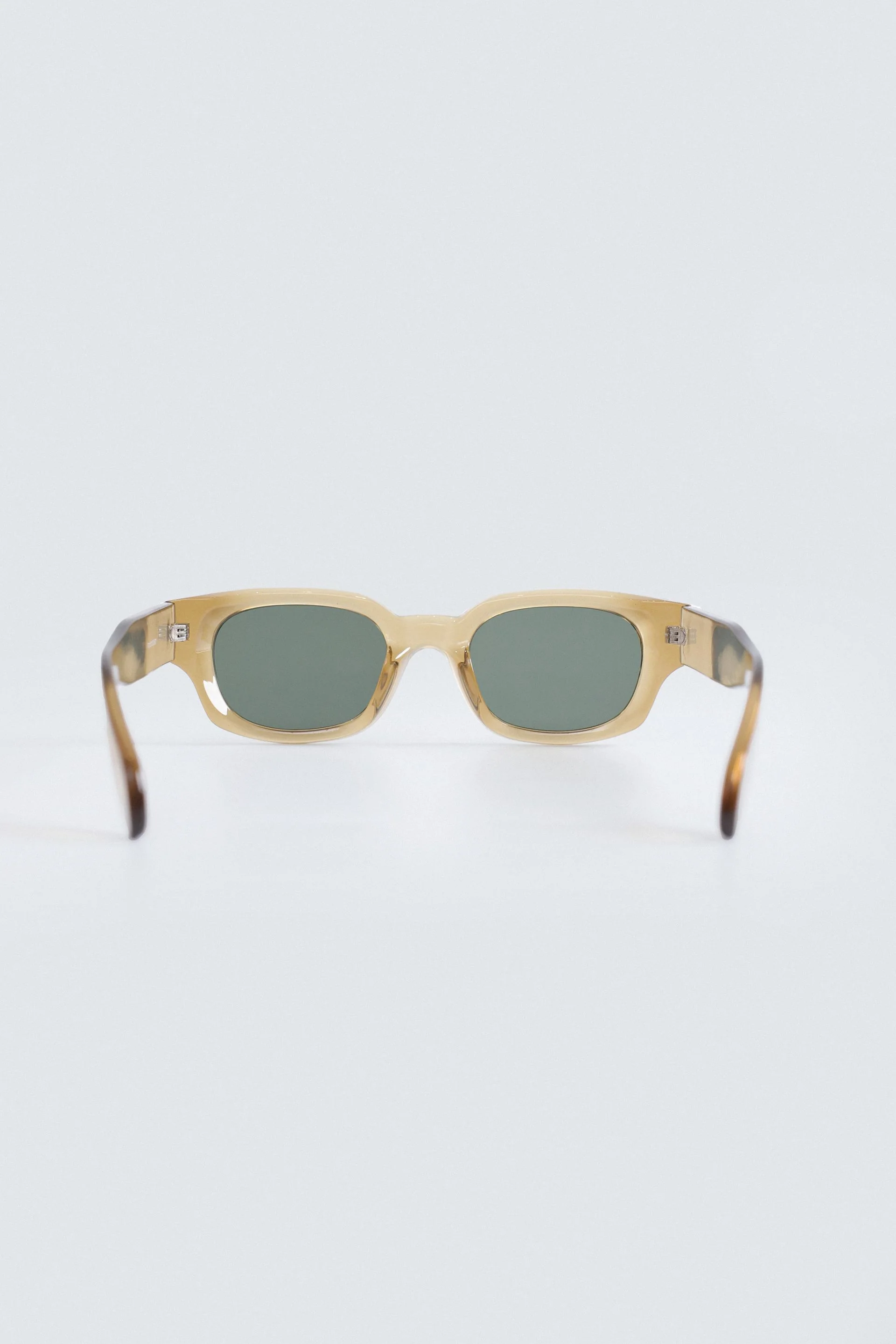 Contrast Frame Sunglasses - Image 4