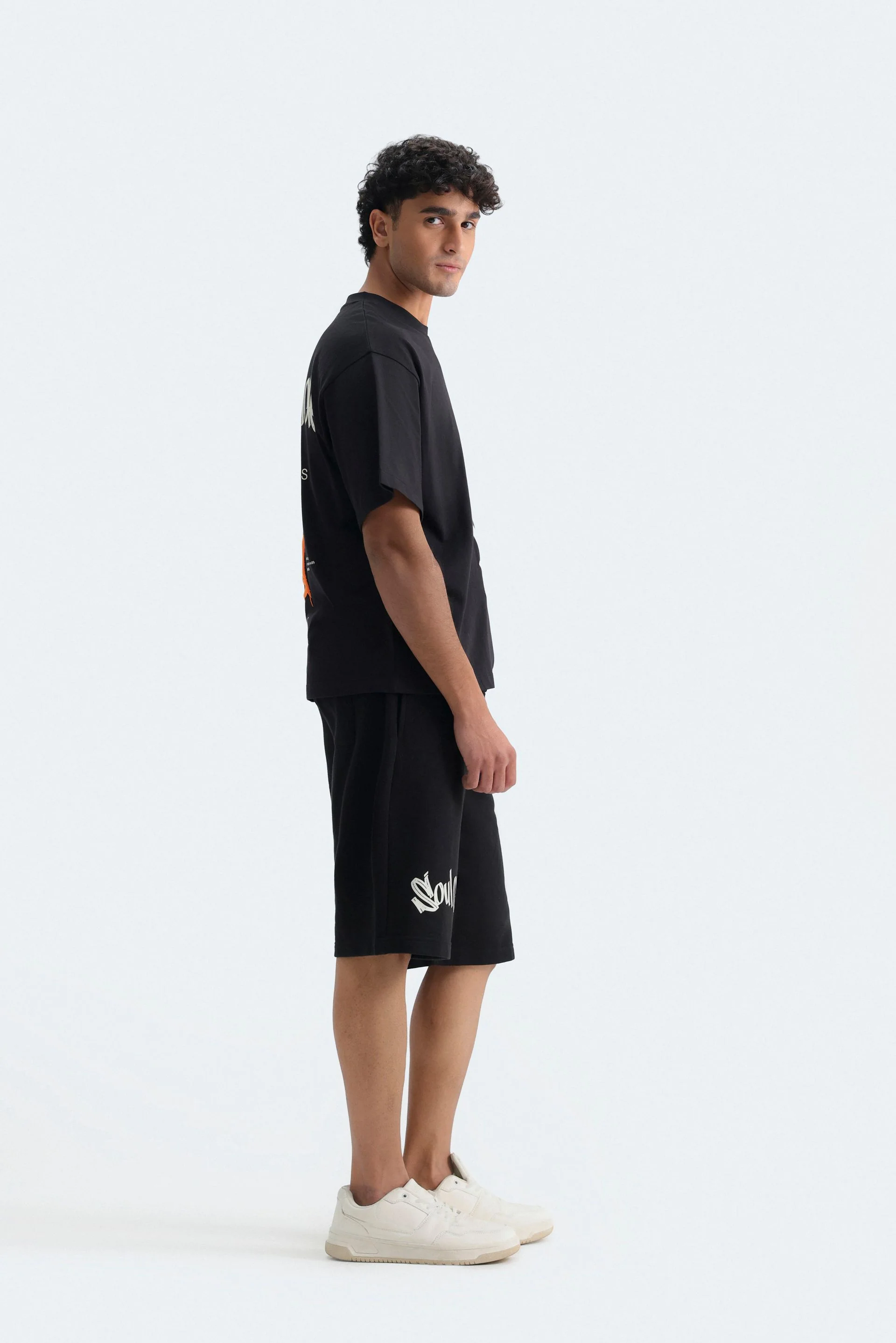 Slogan Print Bermuda Shorts - Image 3