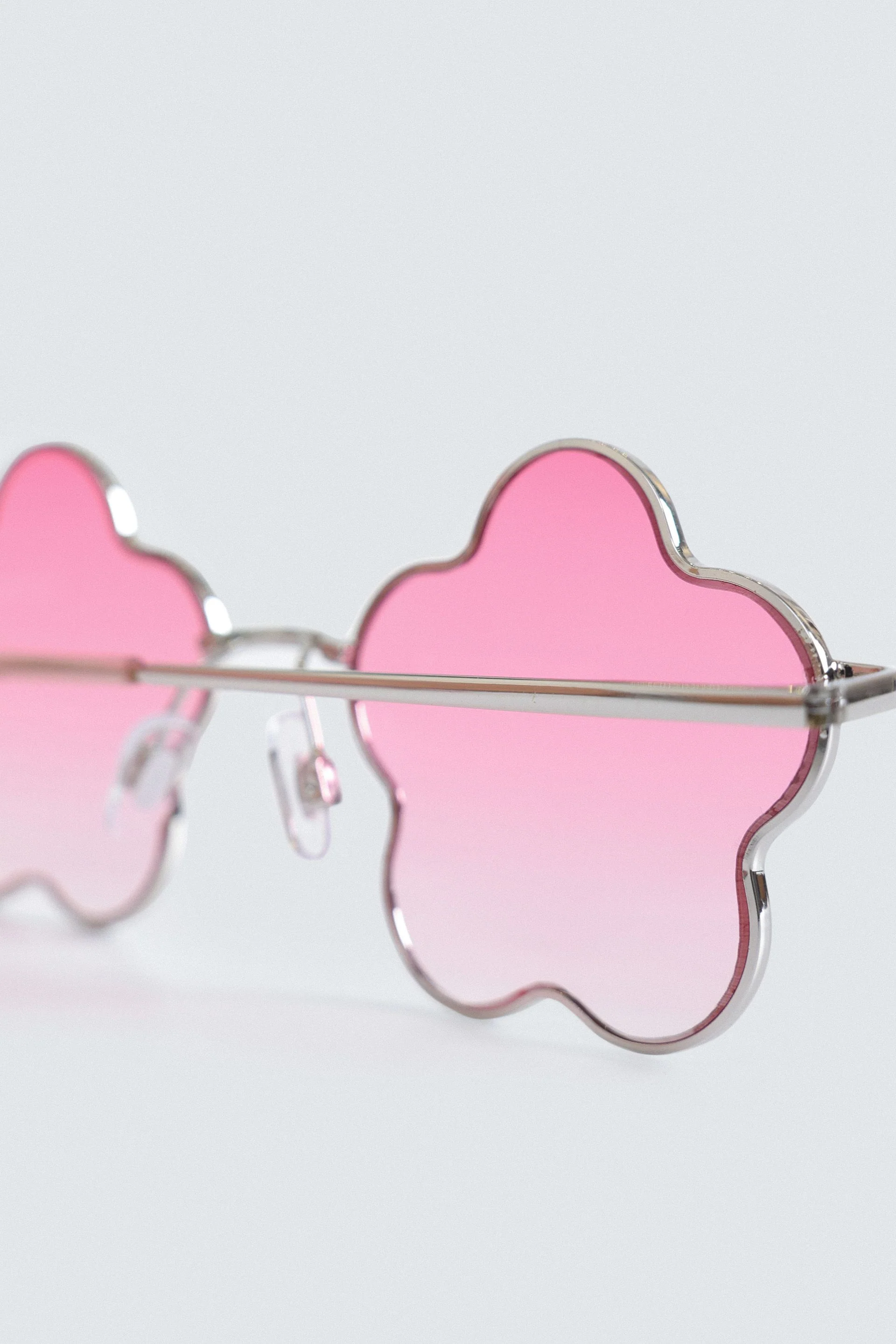 Flower Sunglasses - Image 3