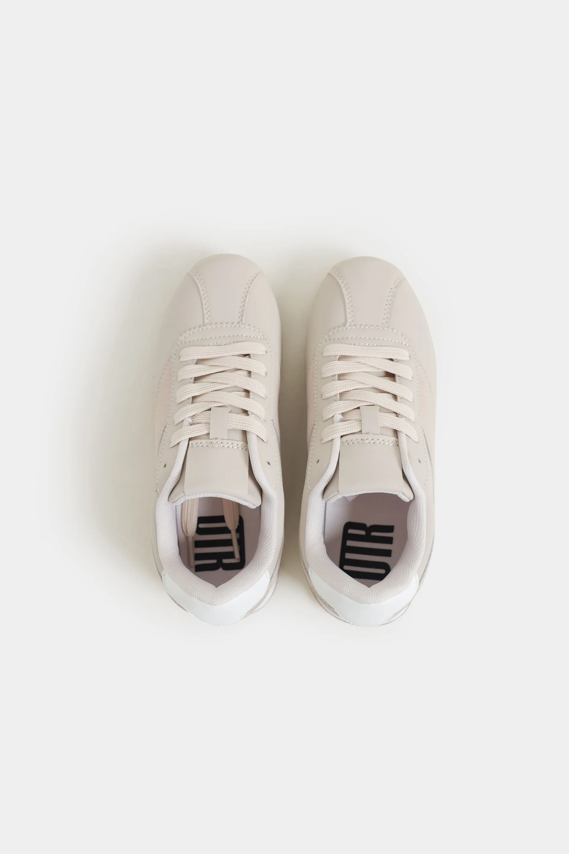 Low-Top Sneakers - Image 3