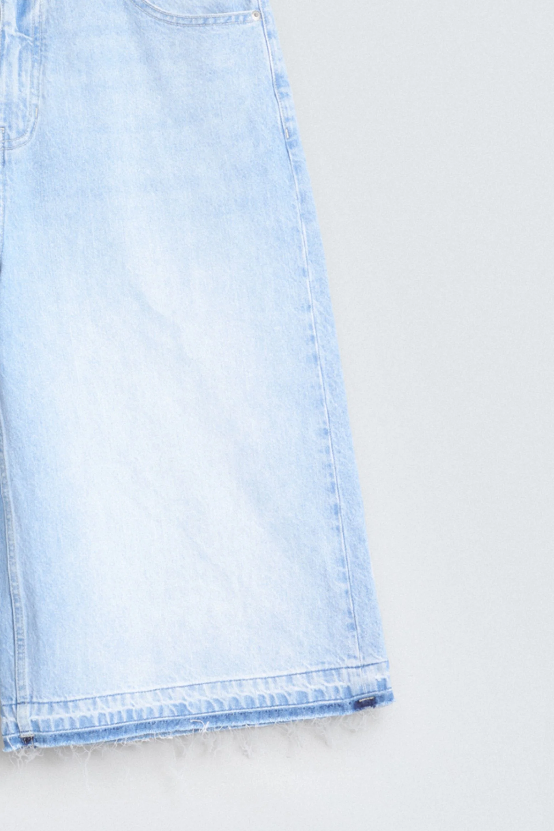 Baggy Fit Shorts - Image 3