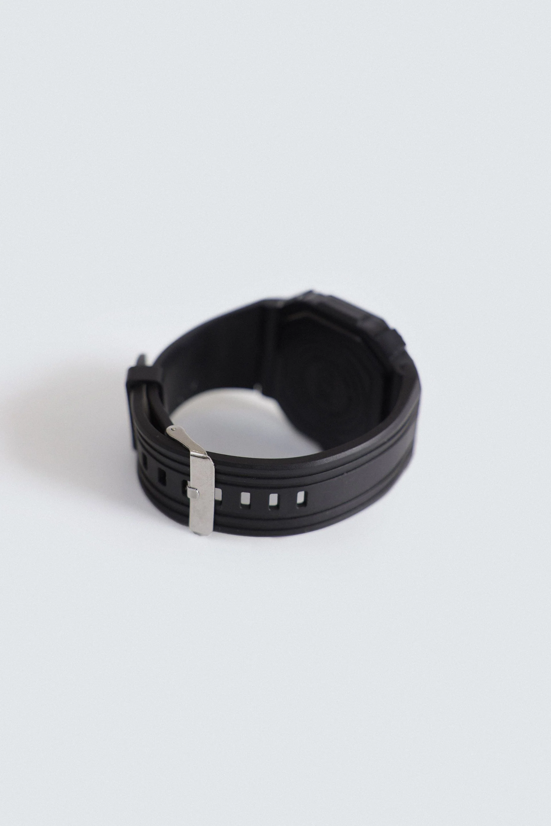 Digital Watch With Silicone Strap - Image 4