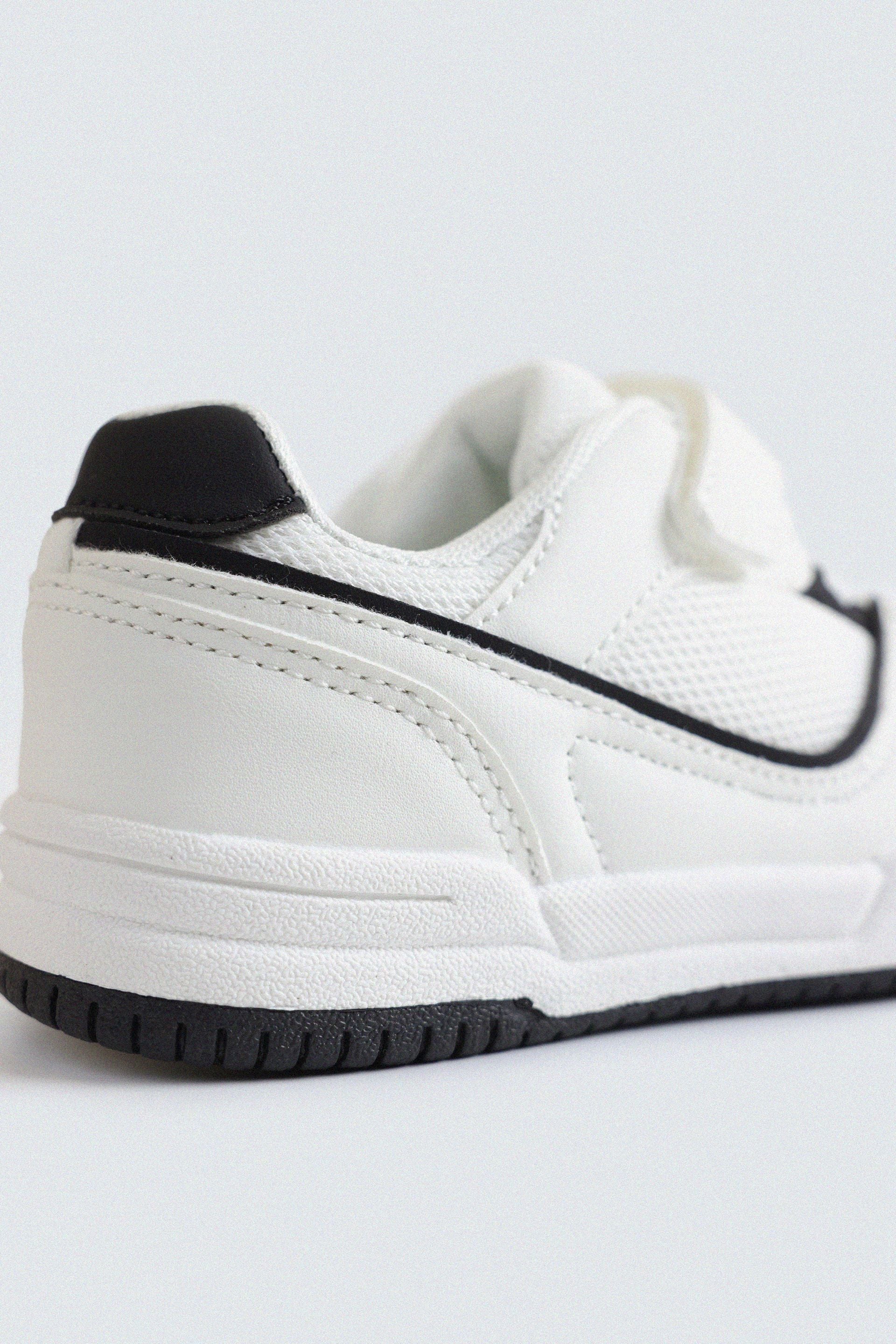 Multi-Piece Mesh Sneakers - Image 10