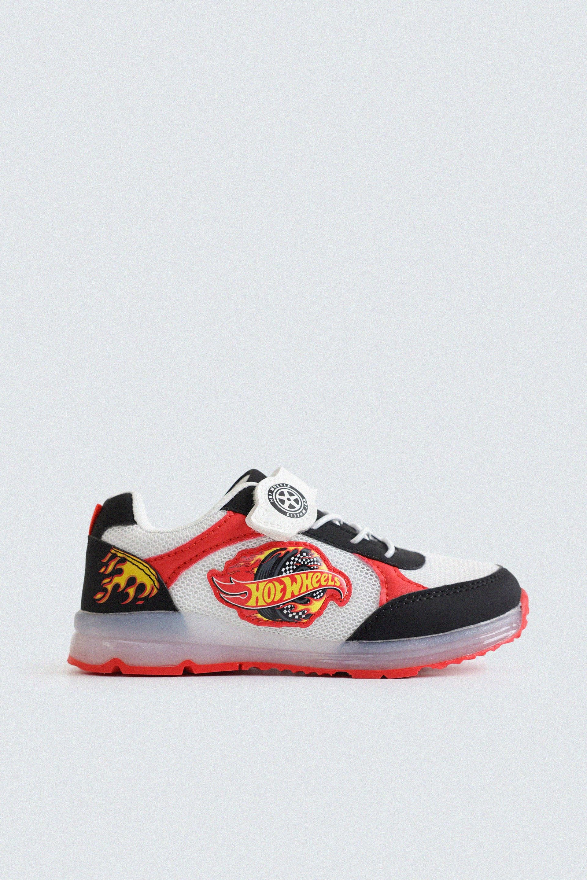 Multi-Piece Mesh Sneakers