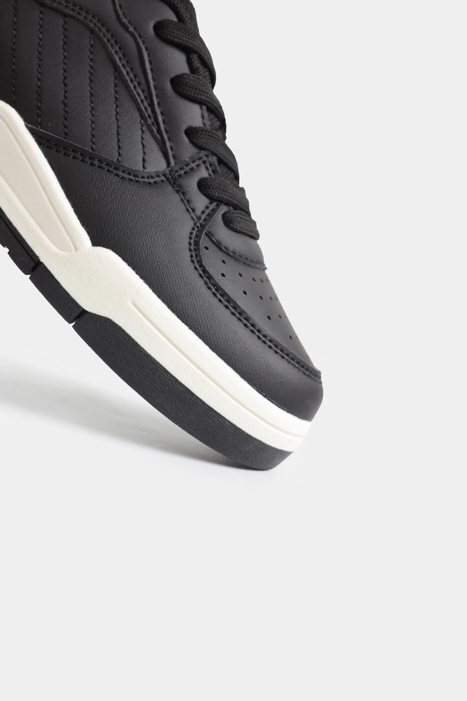 Multi-Piece Sneakers - Image 8