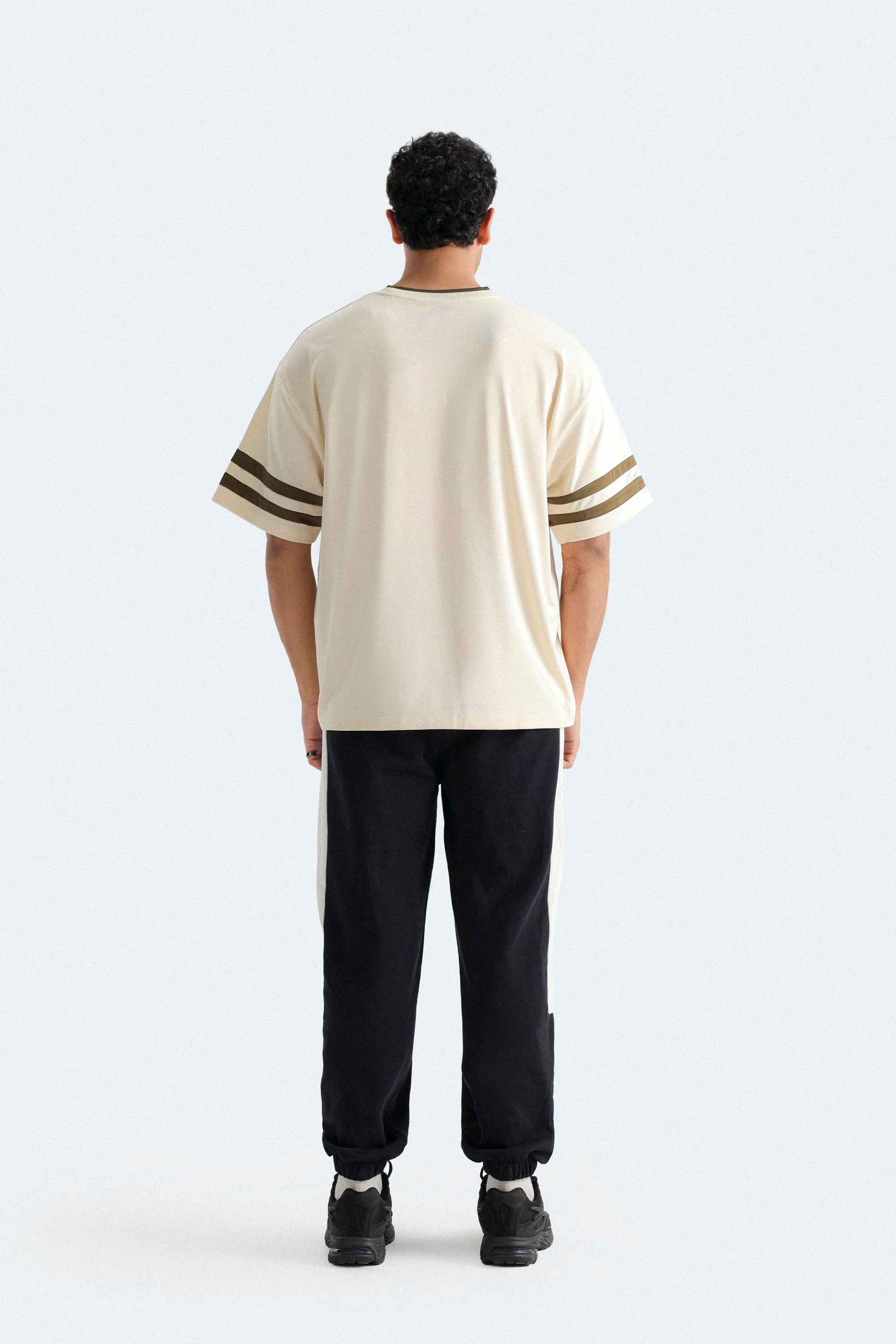 Activewear Cropped Slogan T-Shirt - Image 11