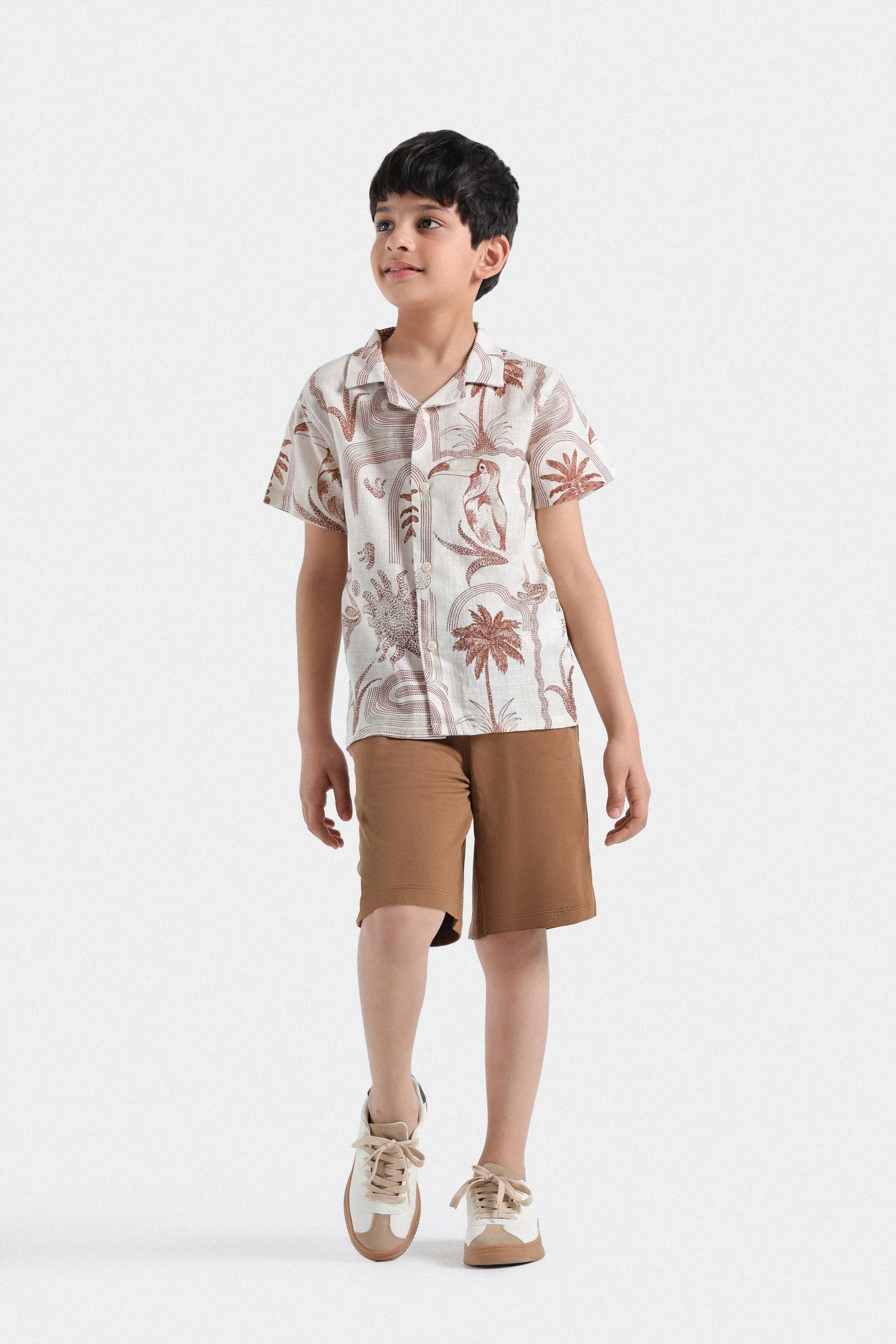 Basic Knitted Shorts With Front Seam Detail - Image 9