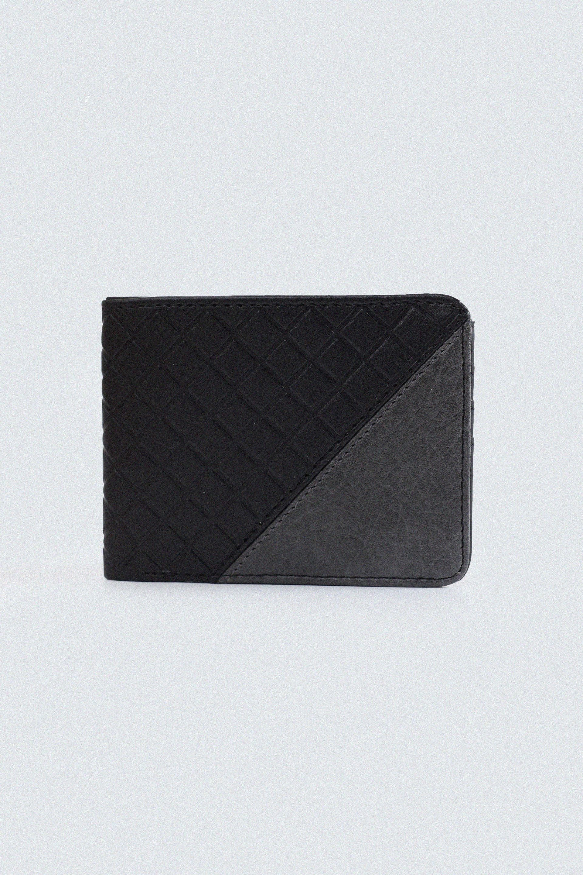 Bi-Fold Wallet
