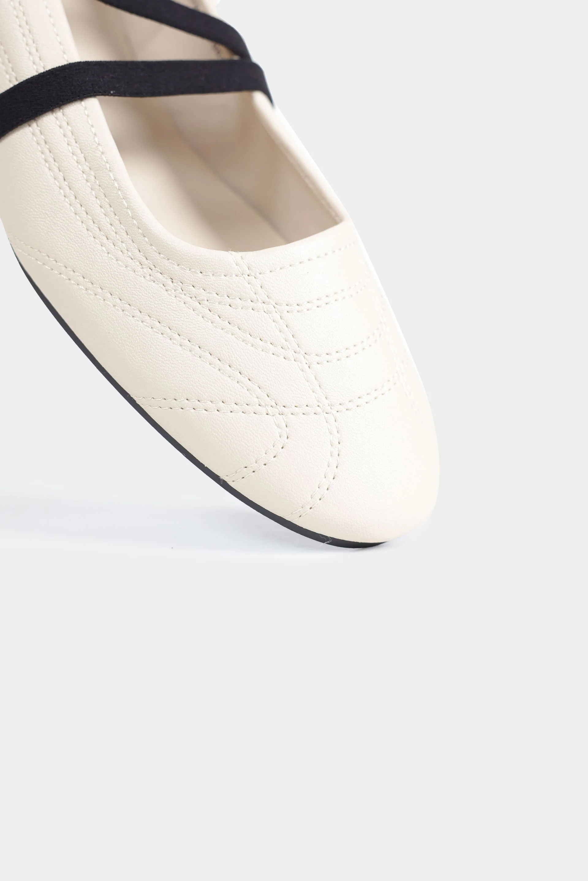 Patent Pumps - Image 3