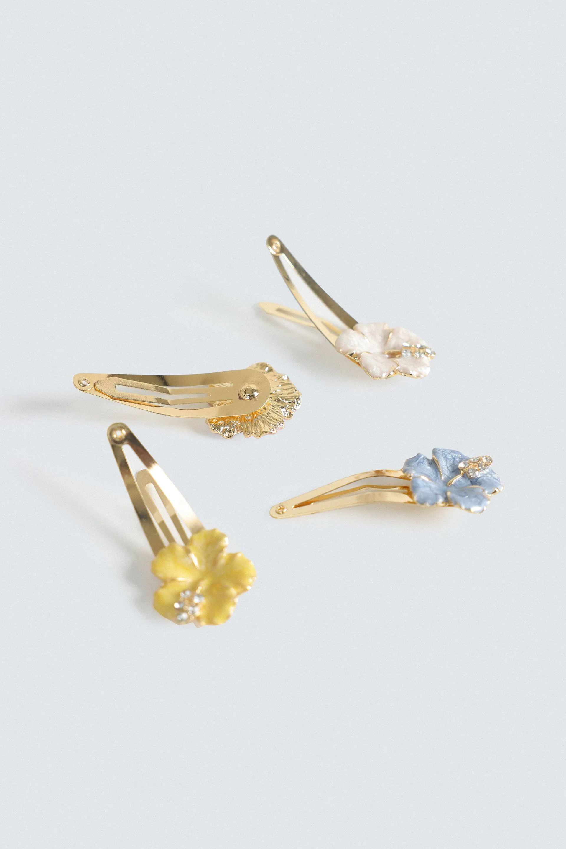 Pack Of 4 Hair Pins - Image 2