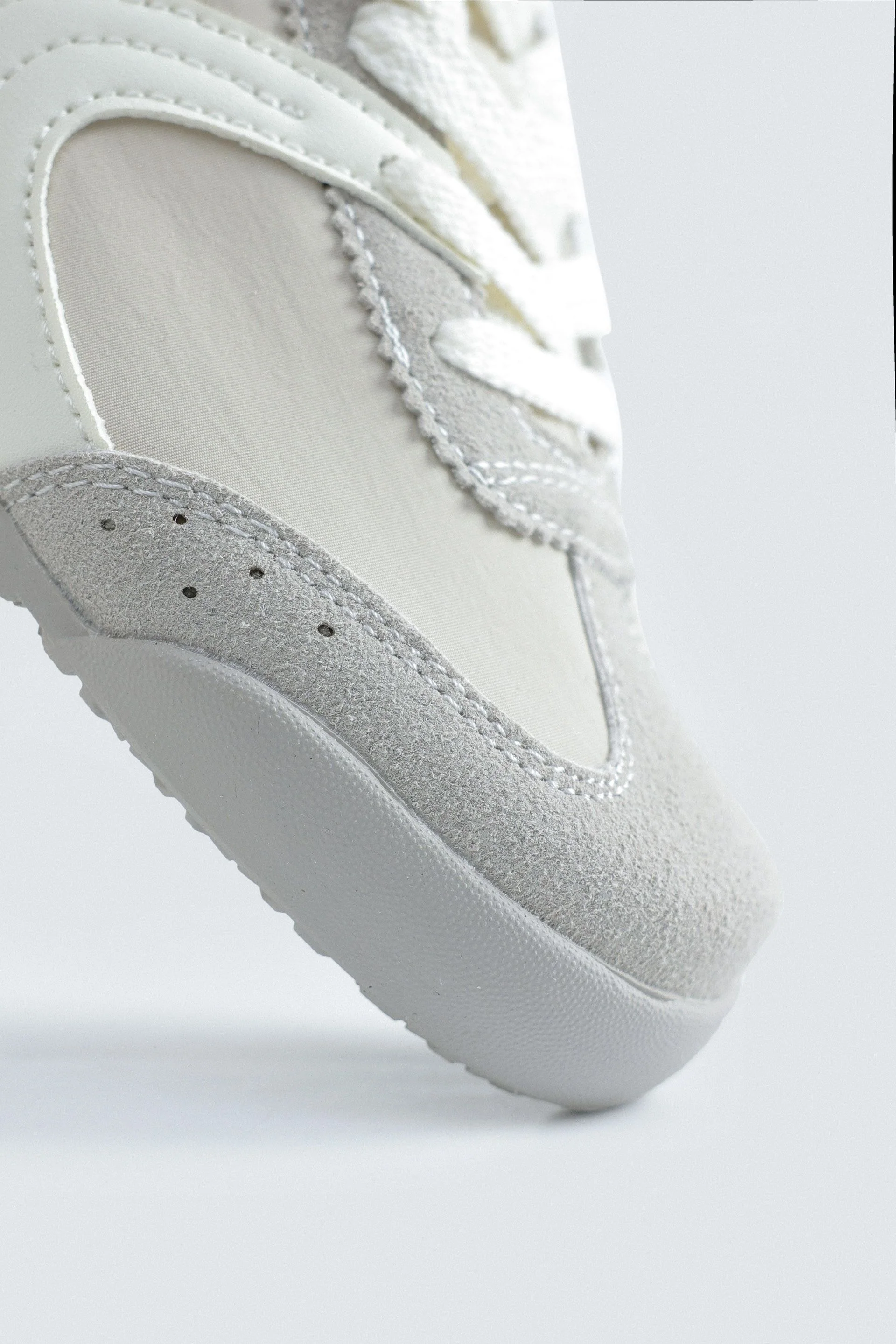 Multi-Piece Trainers - Image 3