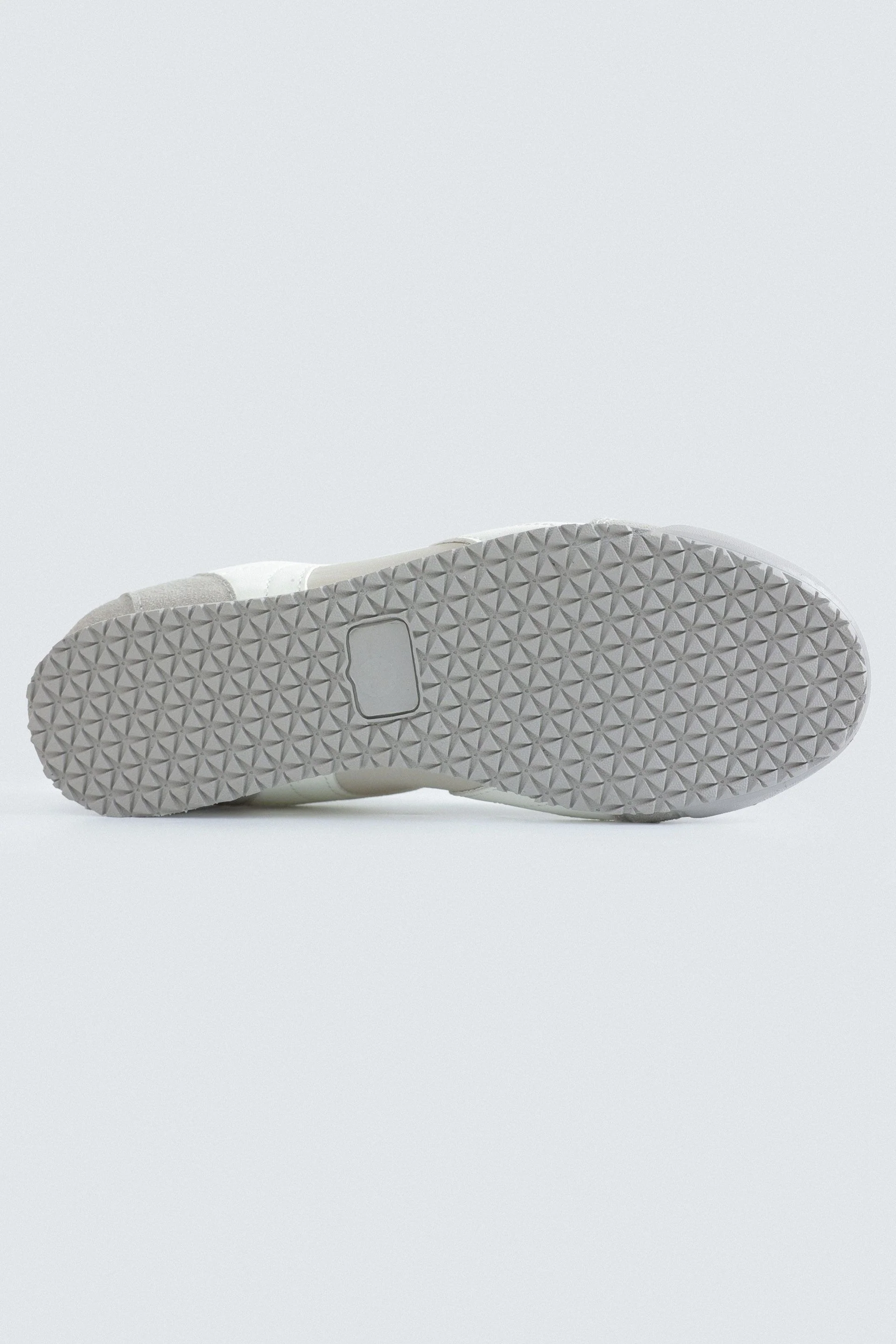 Multi-Piece Trainers - Image 6