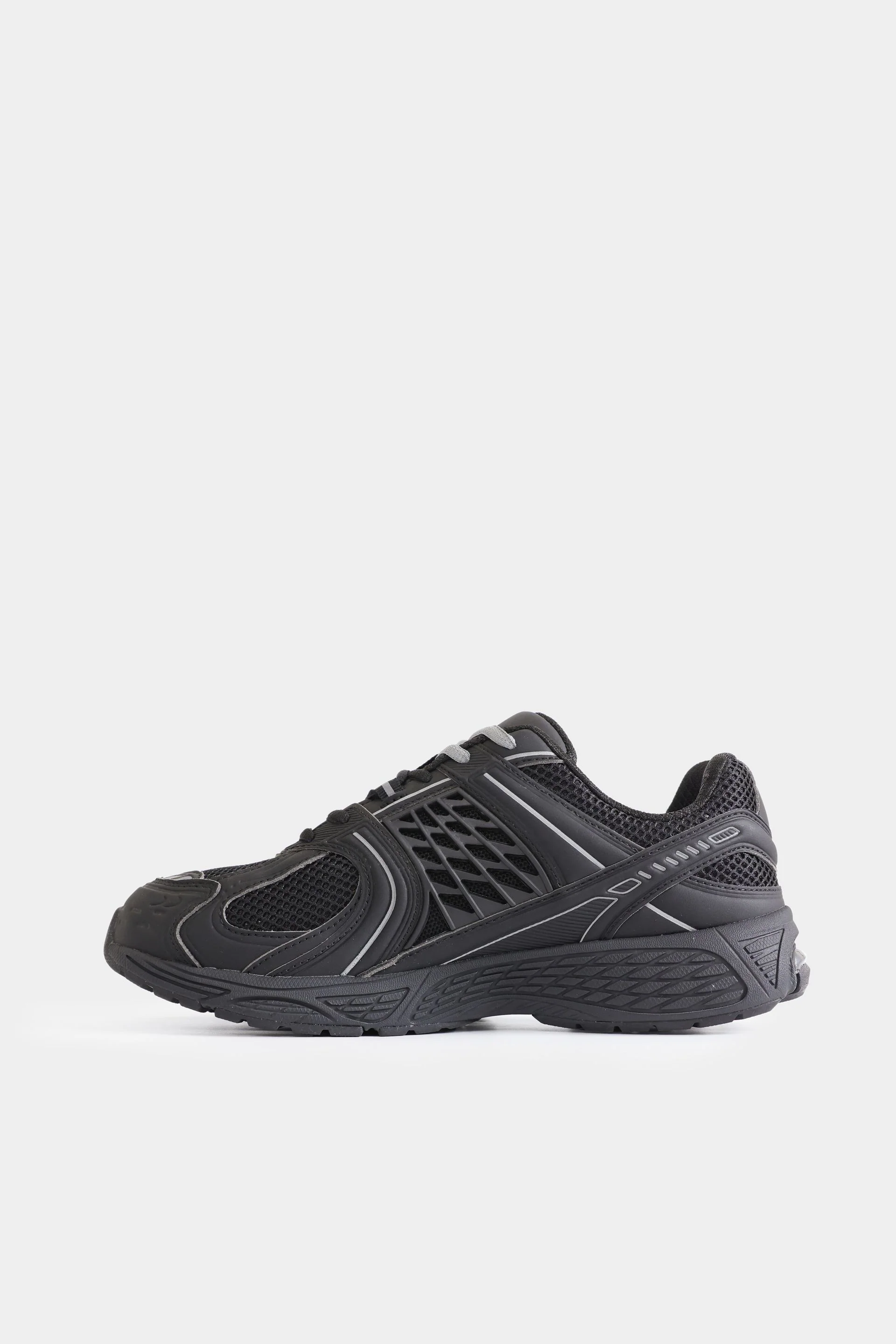 Multi-Piece Mesh Sneakers - Image 4