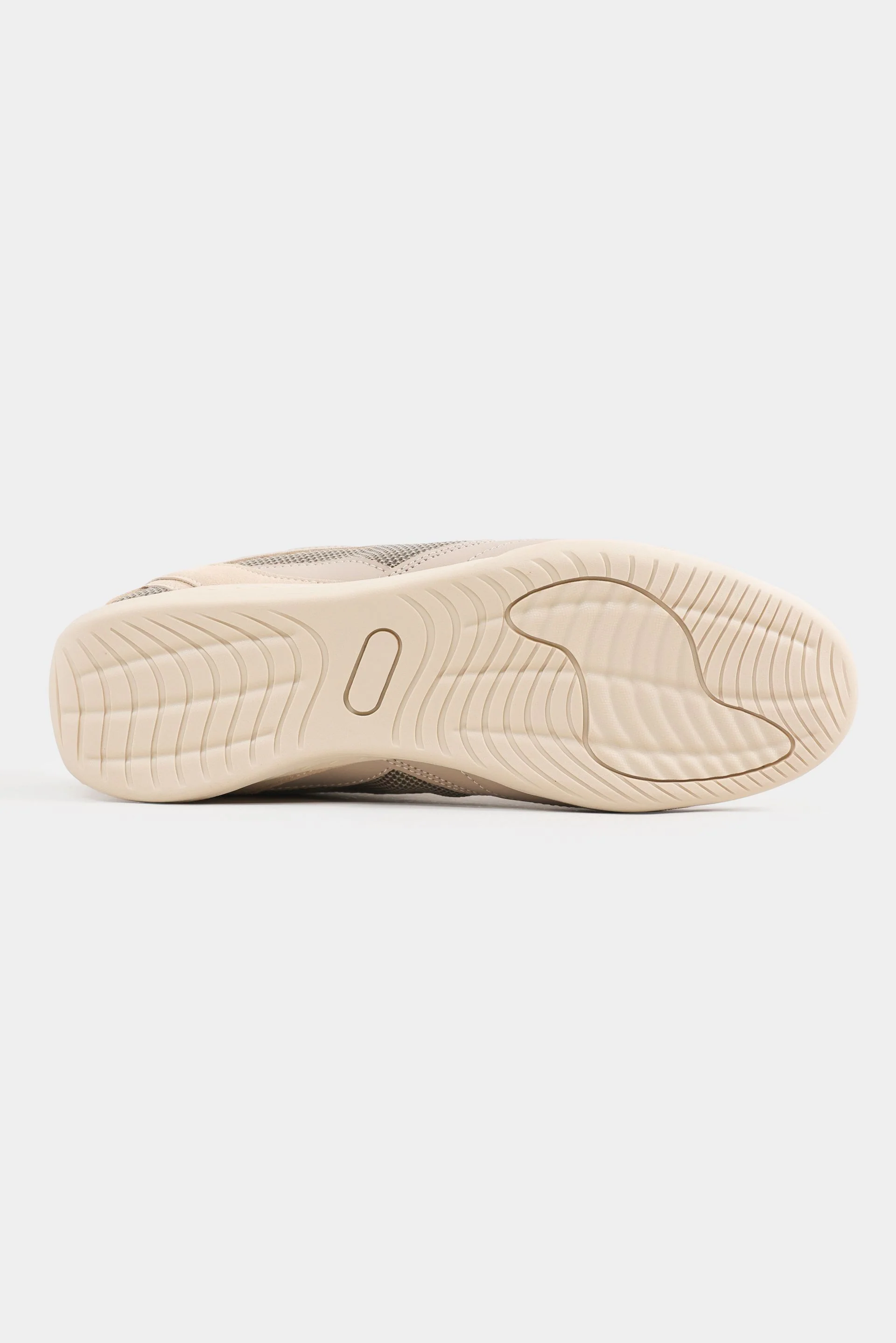 Multi-Piece Mesh Trainers - Image 12