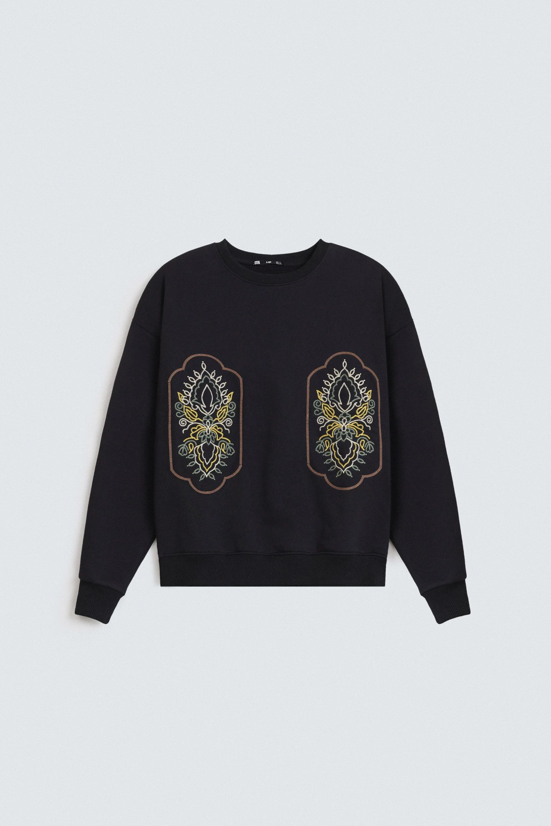 Embroidered Sweatshirt - Image 6