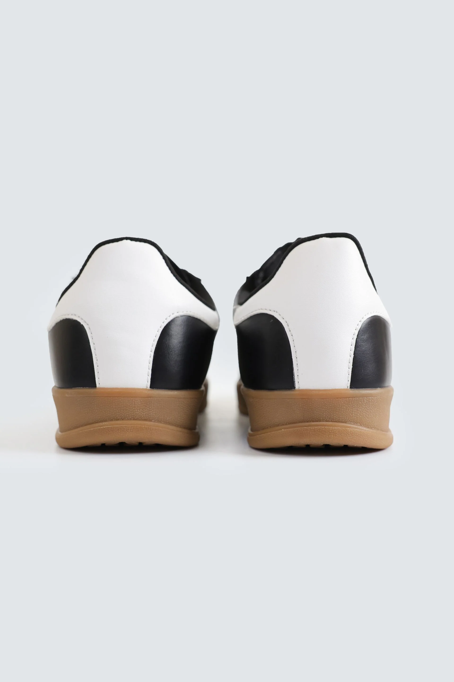 Multi-Piece Low-Top Sneakers - Image 12