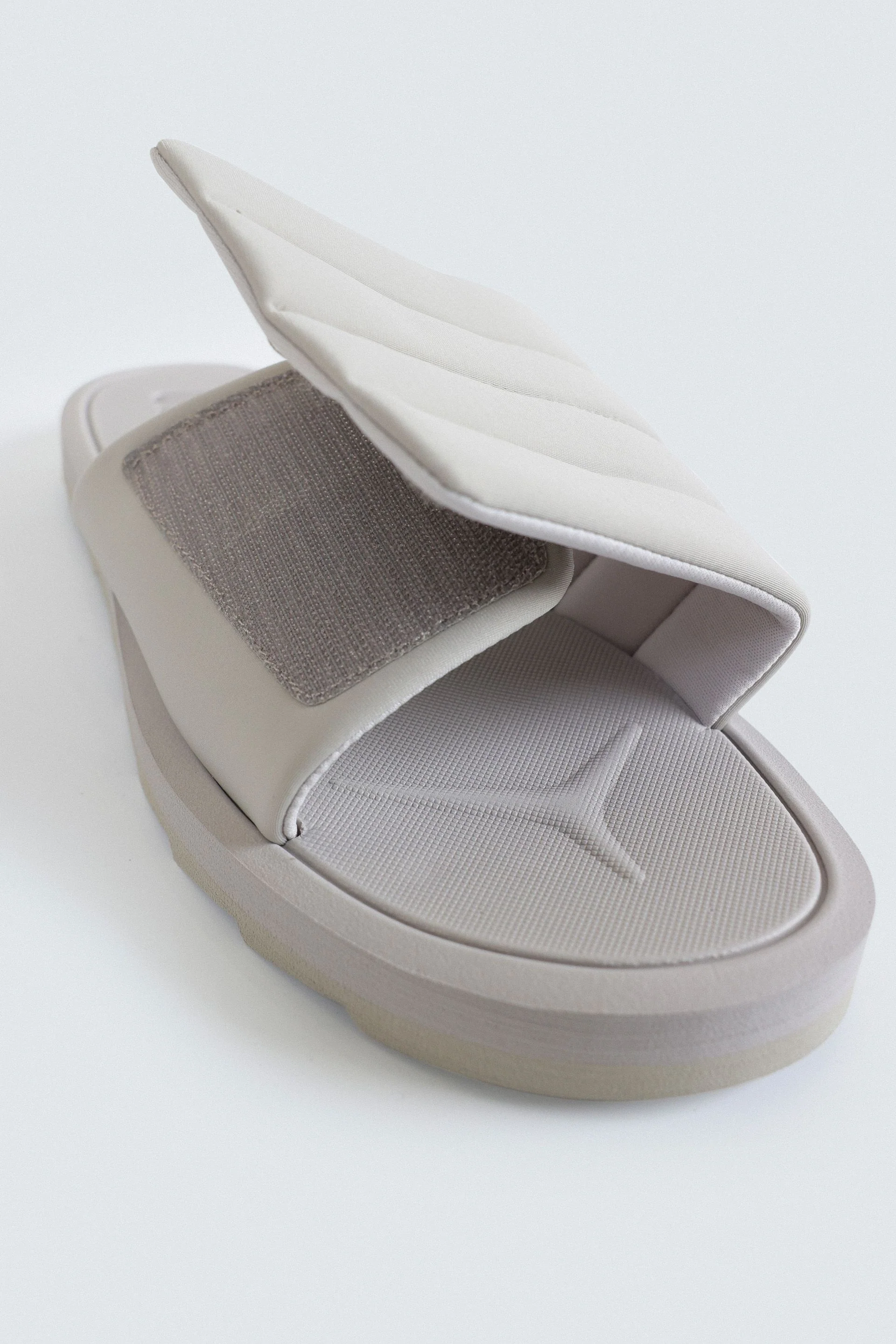 Quilted Velcro Slides - Image 9