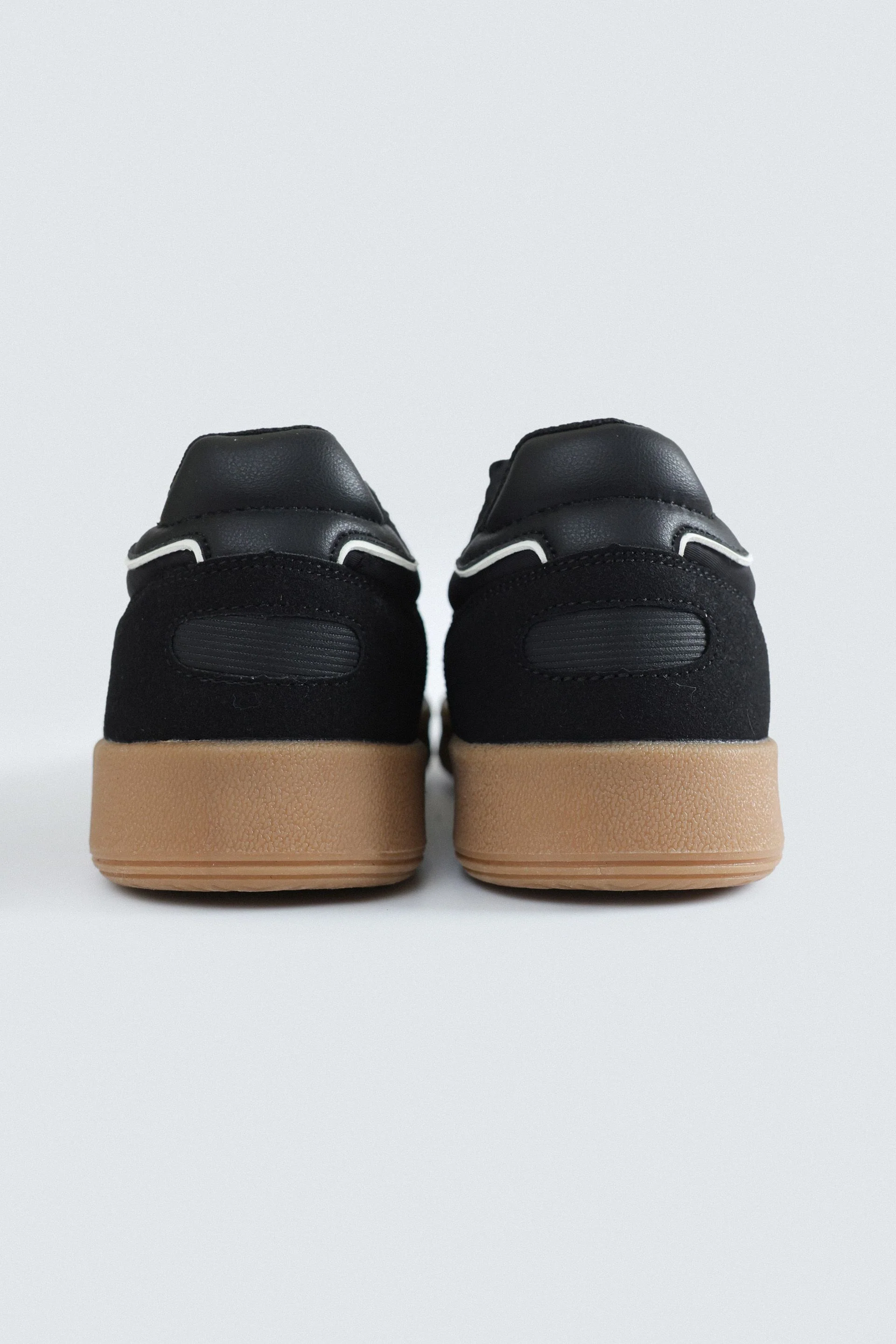 Multi-Piece Sneakers - Image 11