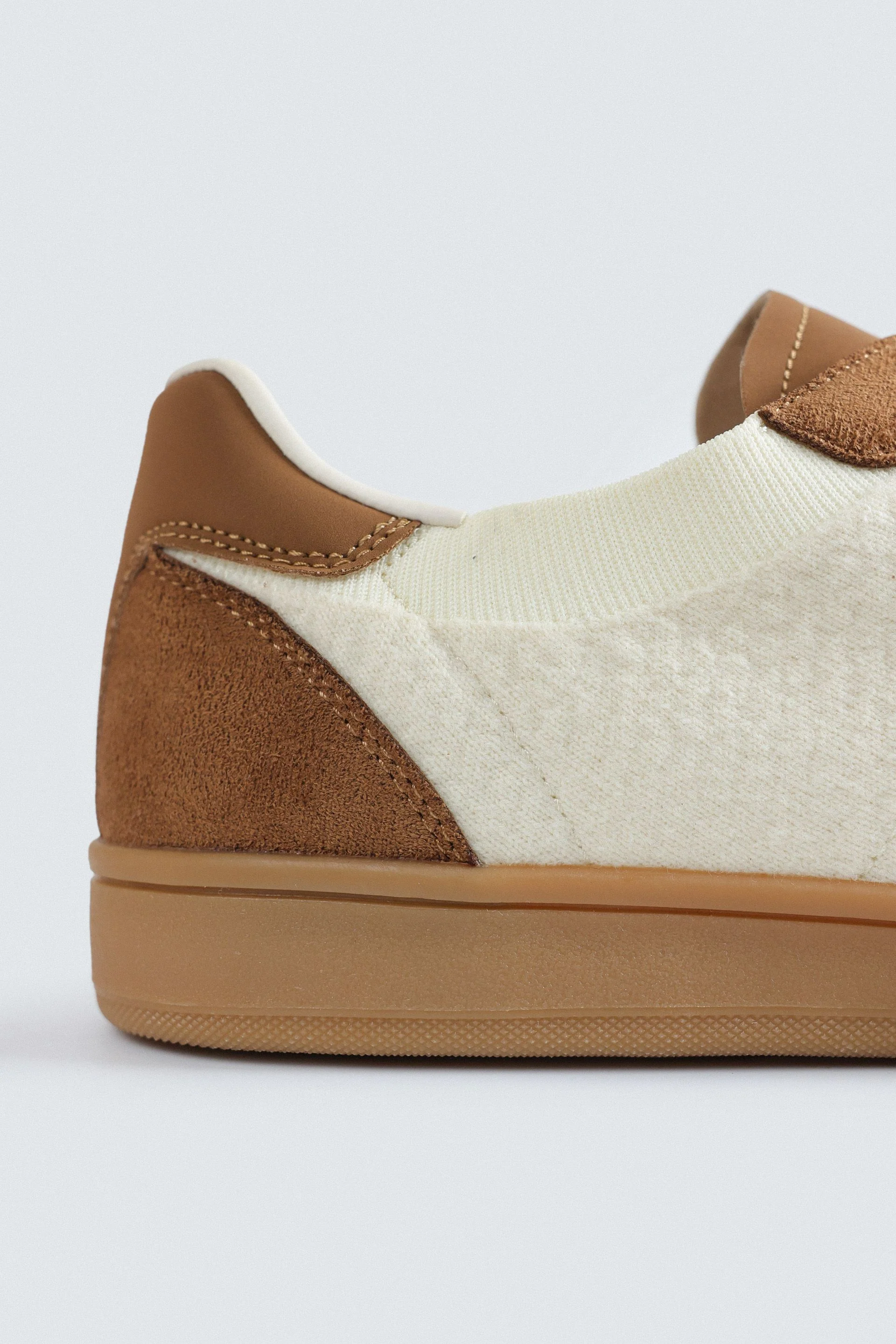 Multi-Piece Contrast Sneakers - Image 11