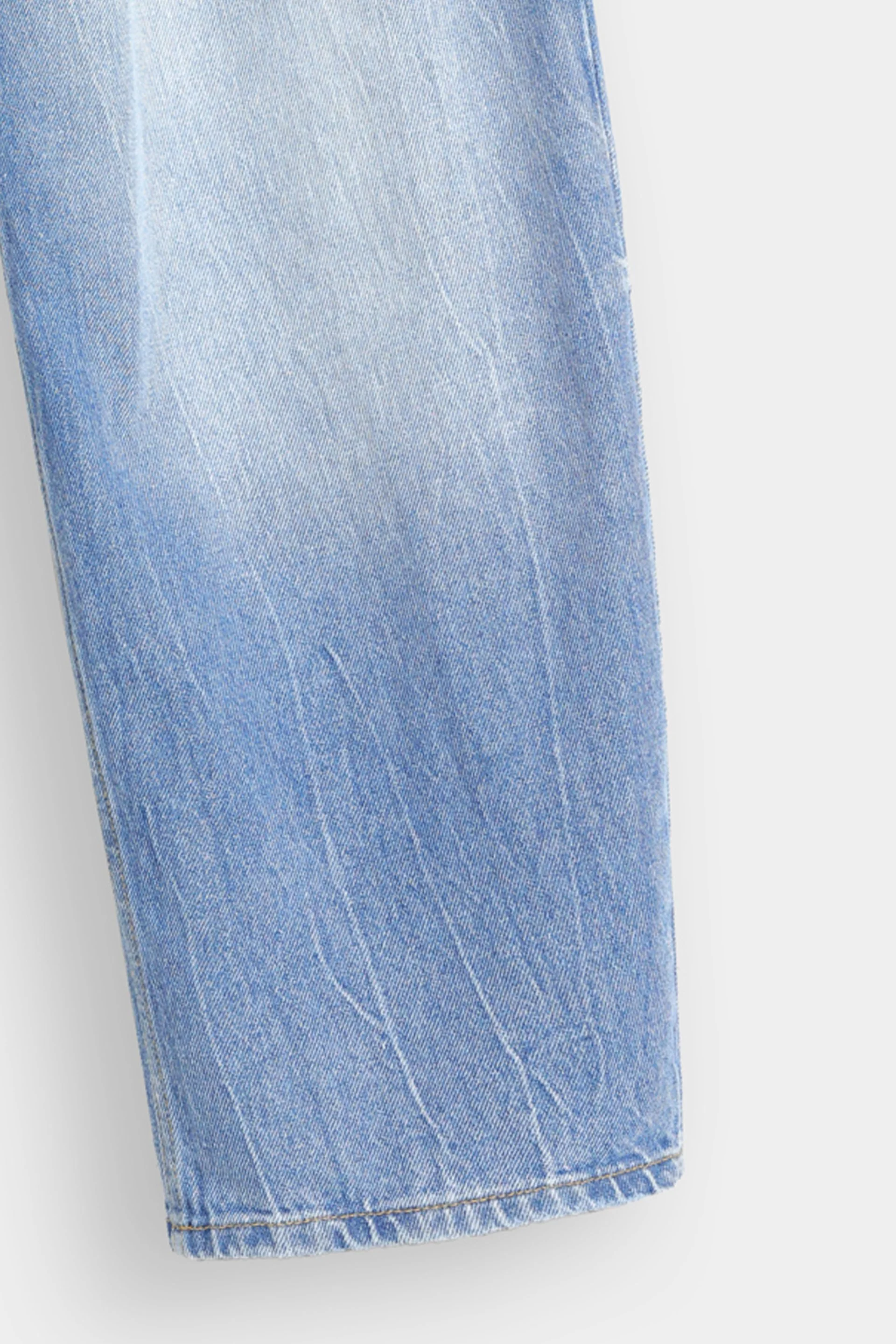 Pleated Barrel Leg Jeans - Image 7