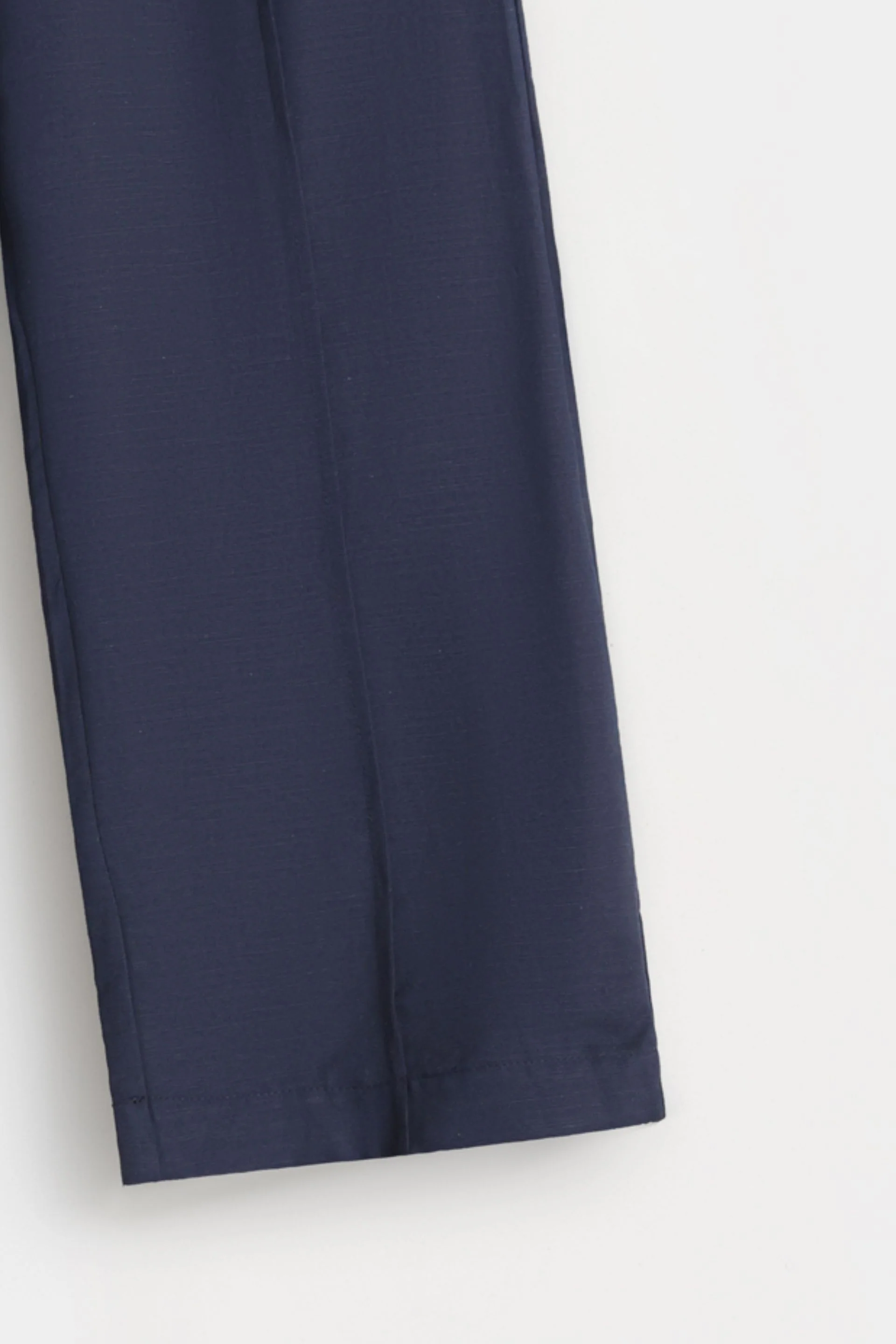 Straight Fit Trouser With Pleats - Image 2