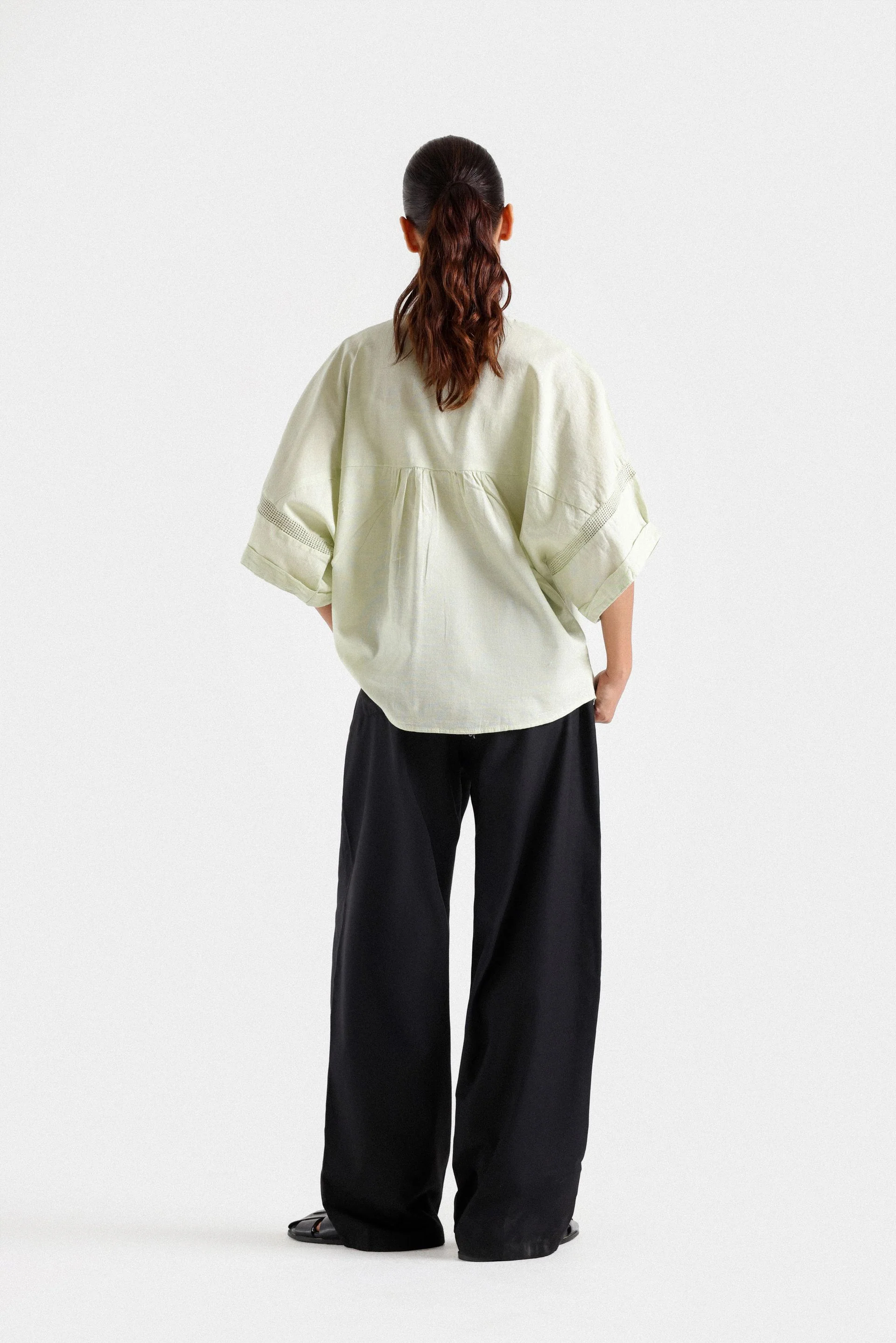 Cropped Shirt With Lace Detail - Image 11
