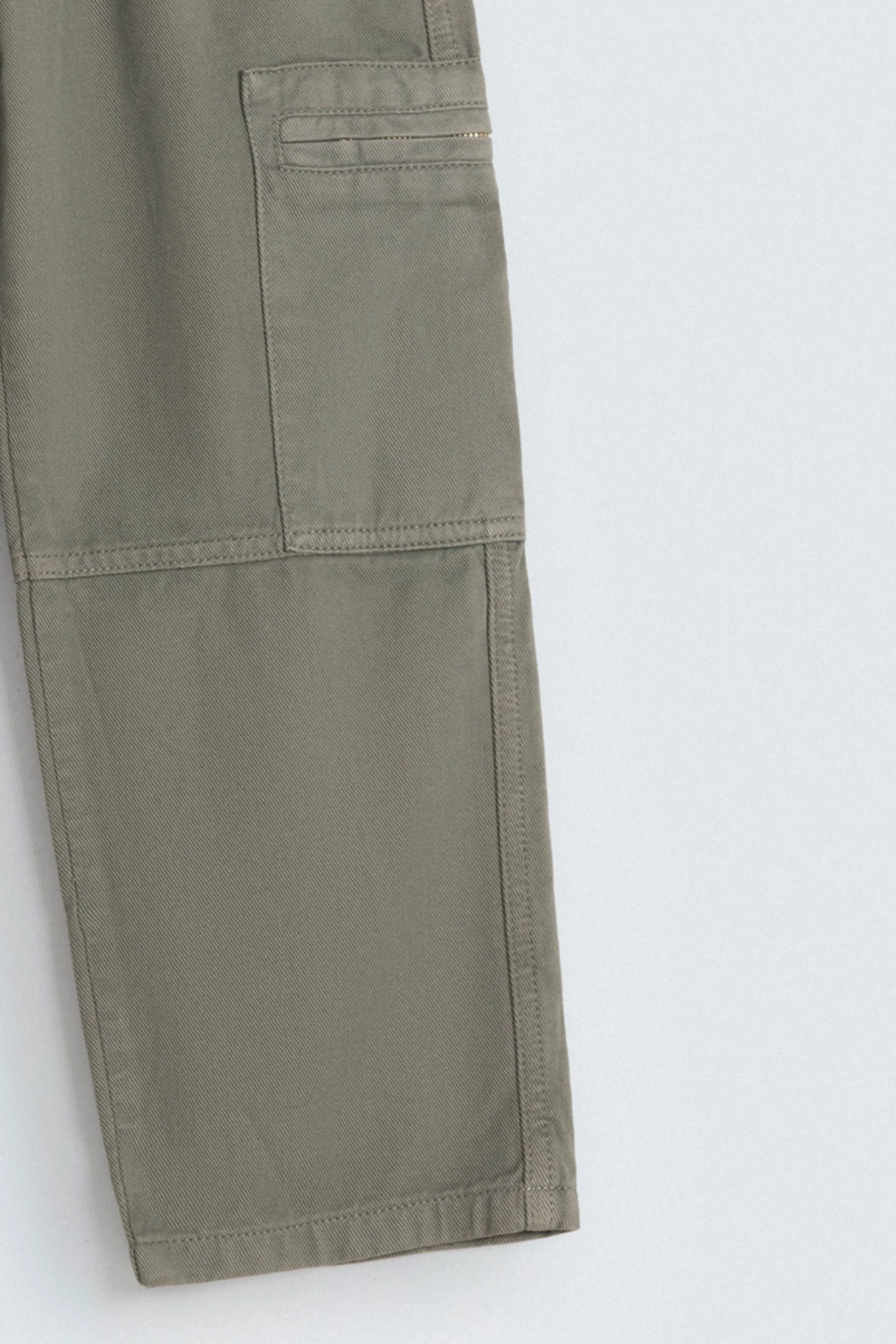 Relaxed Fit Cargo Trousers - Image 3
