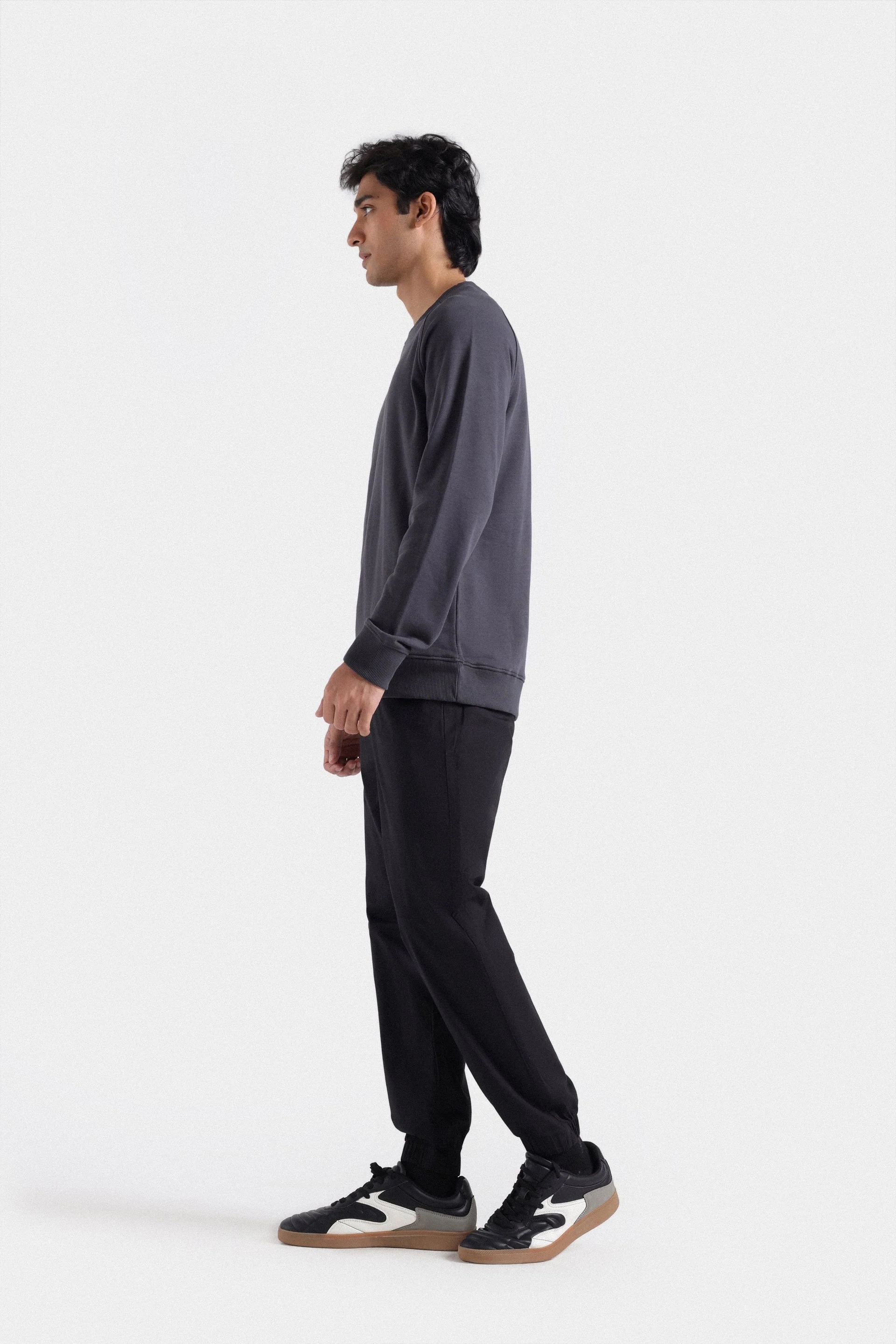 Basic Raglan Sleeve Sweatshirt - Image 9