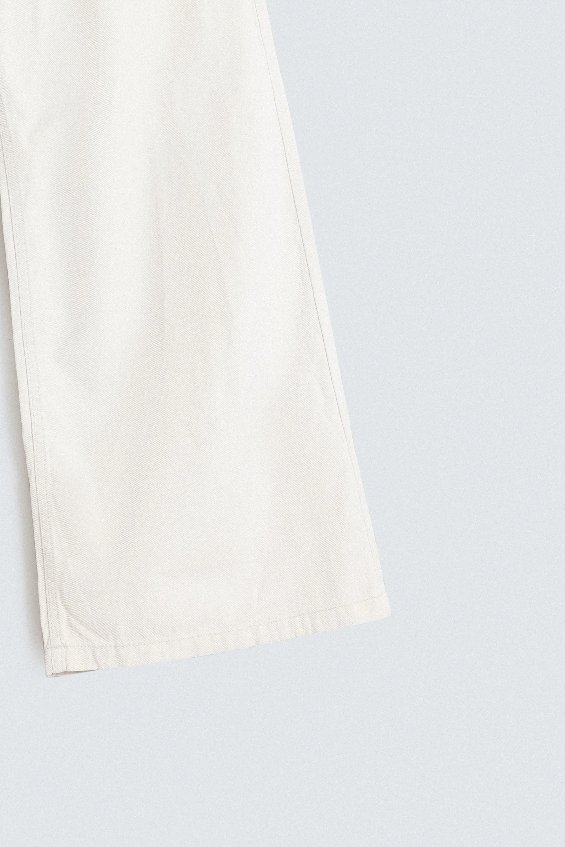 Wide Leg Pleated Pants - Image 15