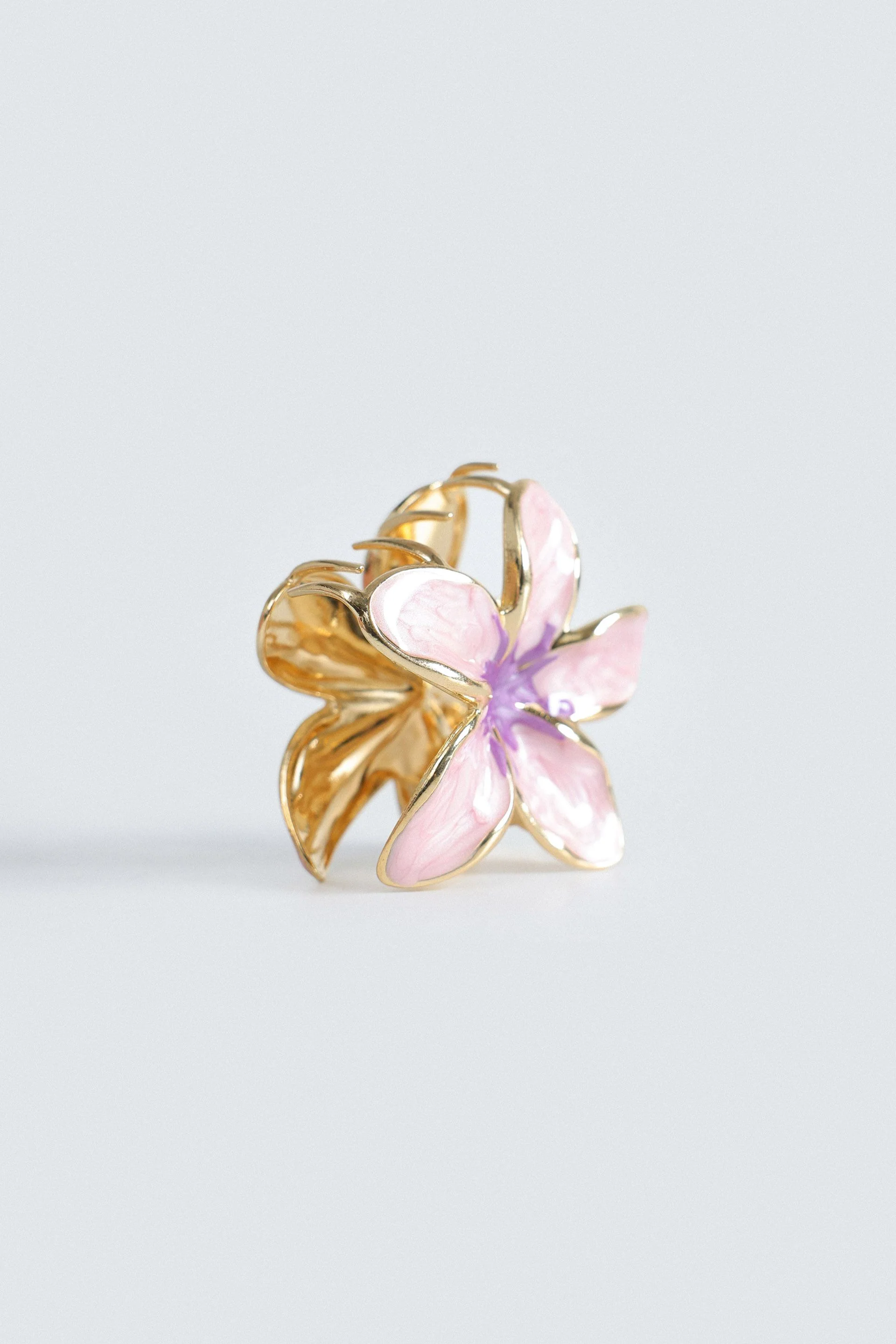 Flower Claw Hair Clip - Image 2