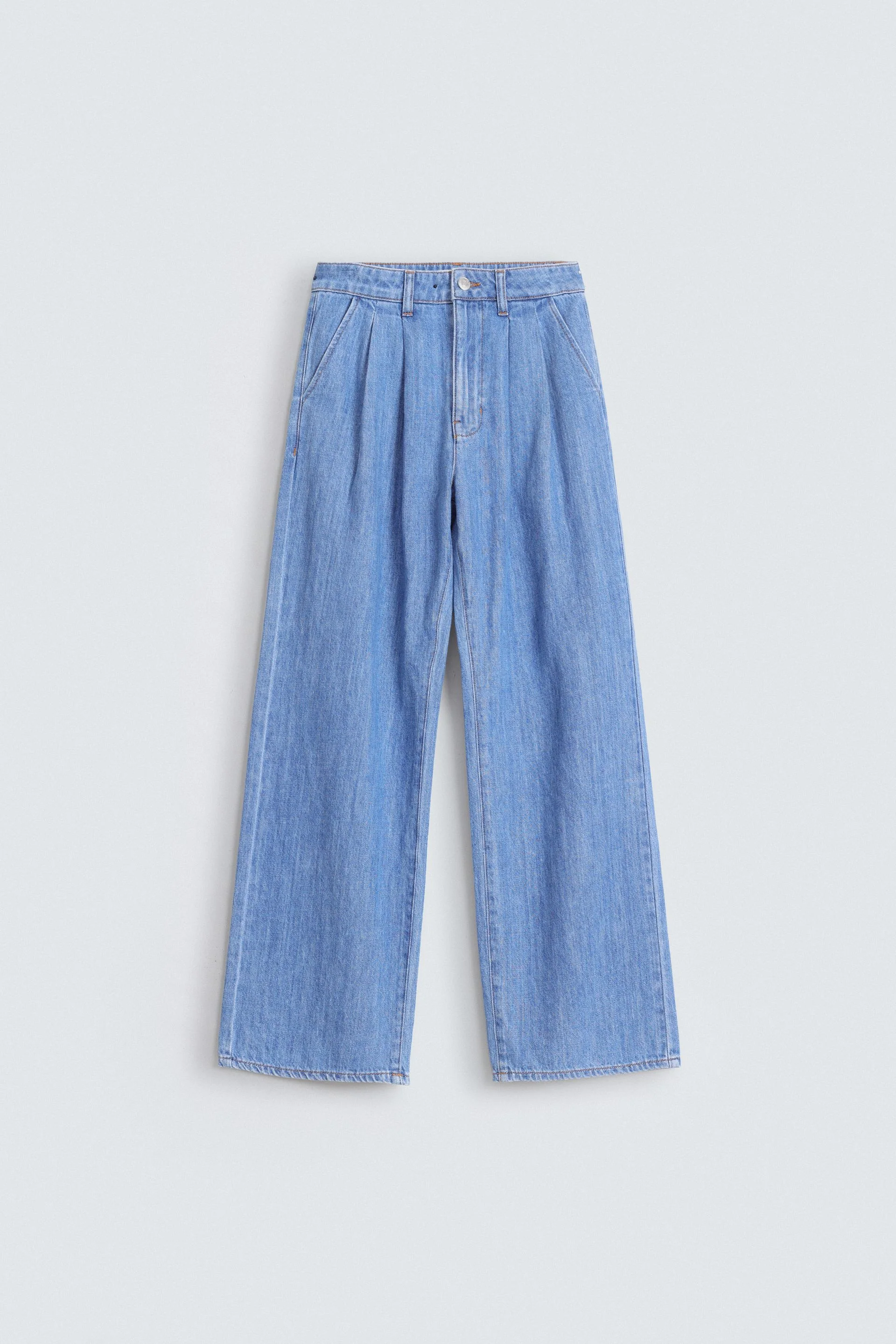 Wide Leg Pleated Jeans - Image 5