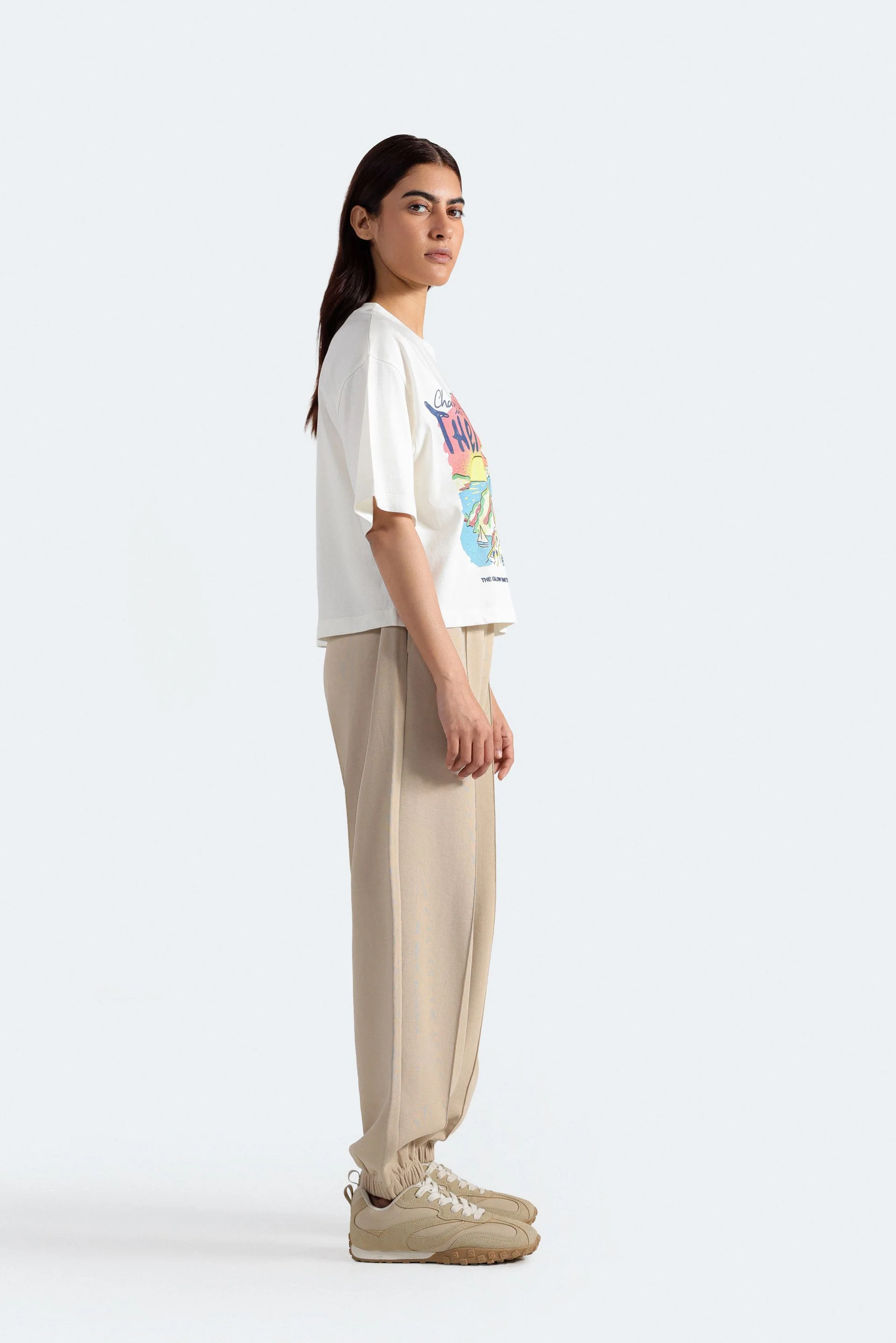 Loose Jogger Trousers With Seam Detail - Image 3